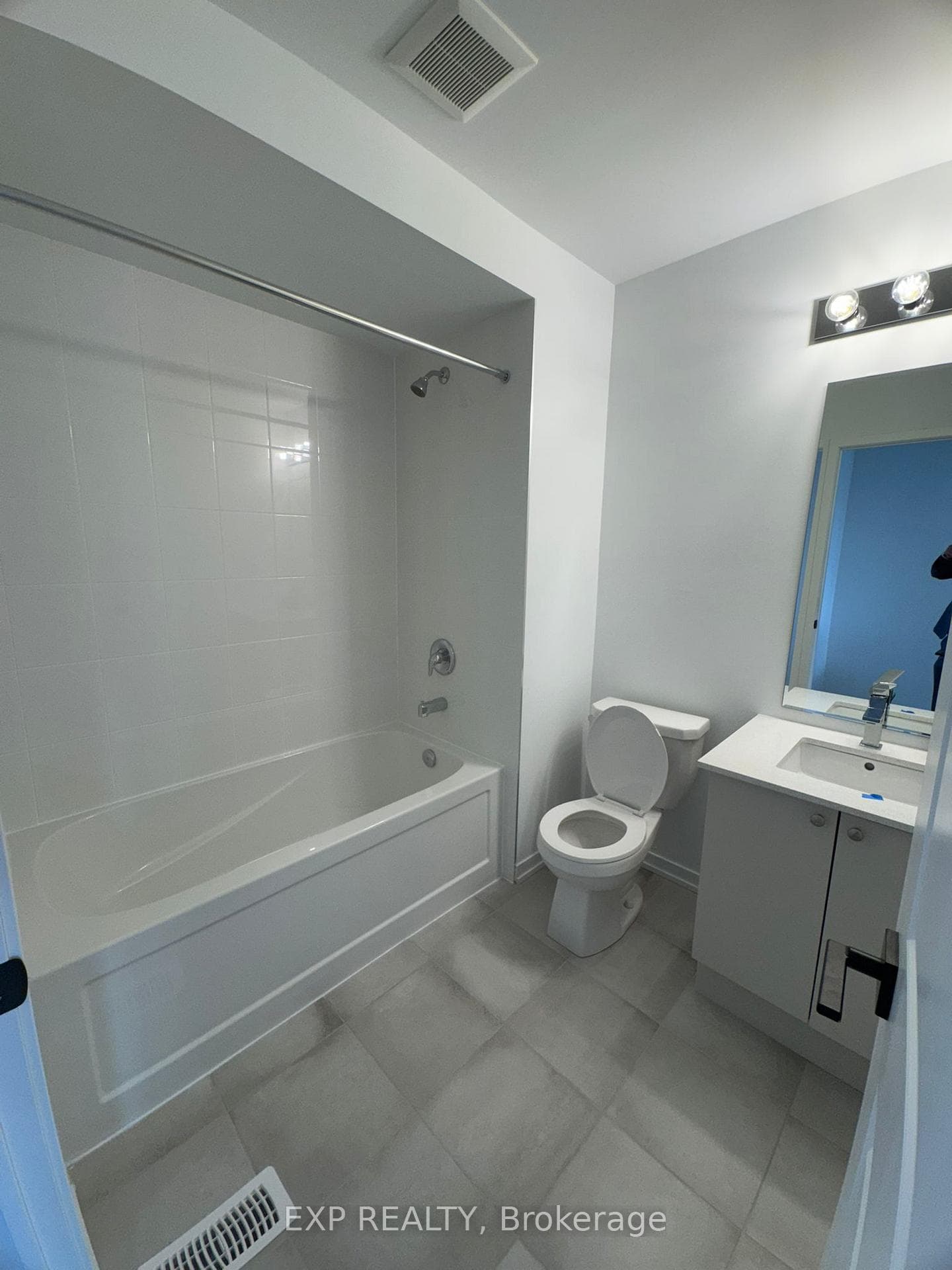 143 Hunt Street photo 13