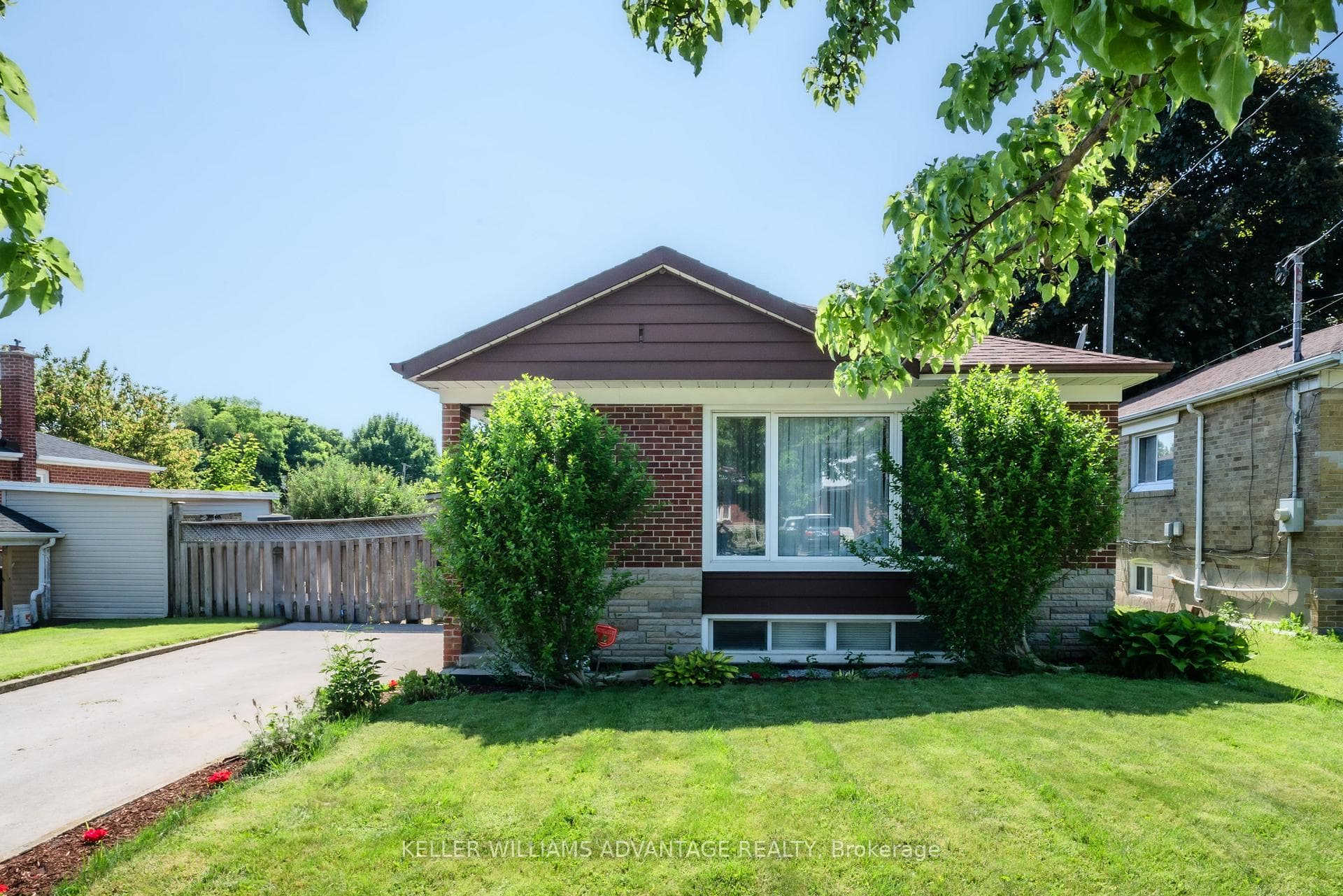 16 Droxford Avenue photo 1