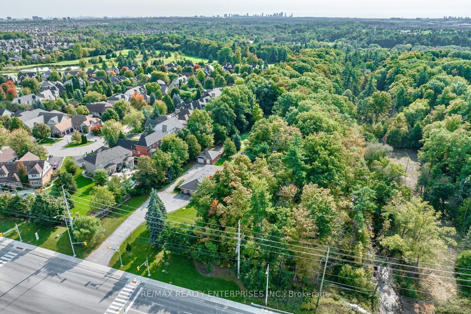 1751 Queen Street photo 37
