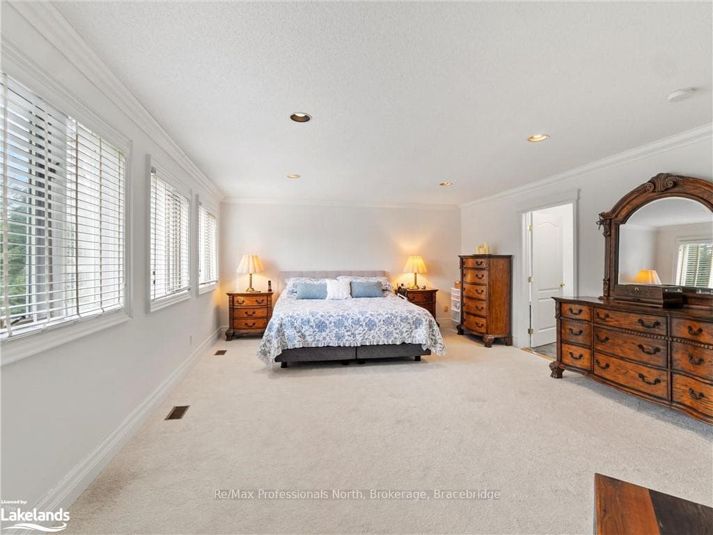75 GLENDALE Road photo 20