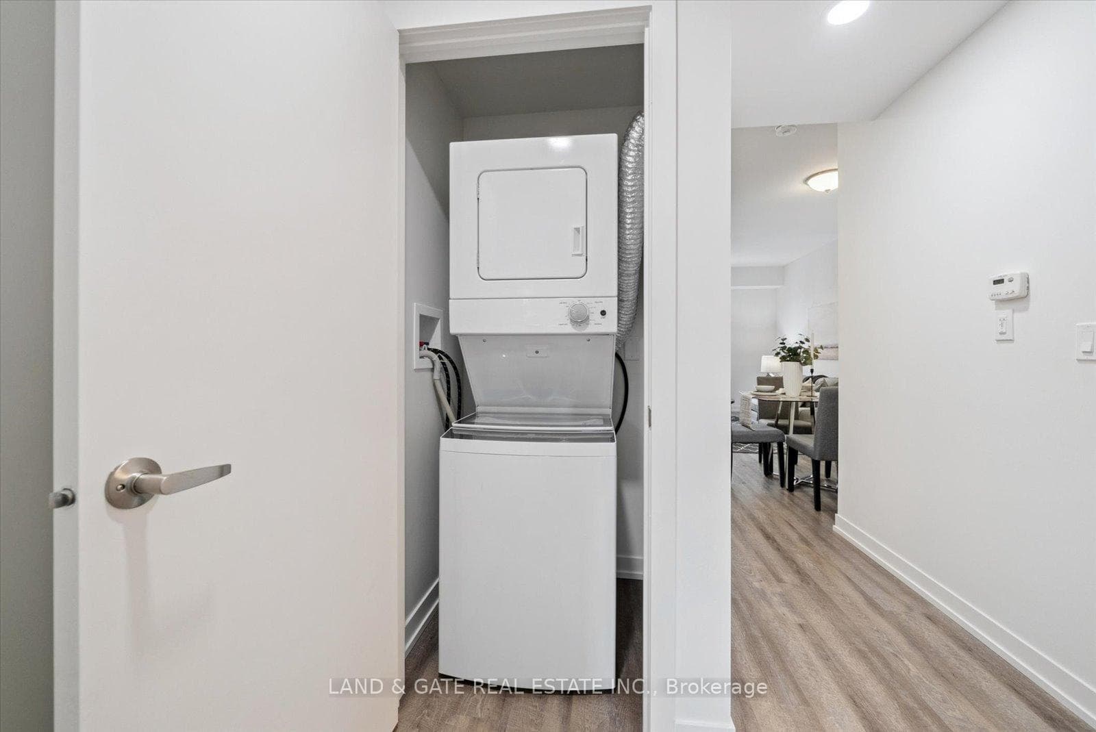 223 Albert Street Unit 1 photo 25