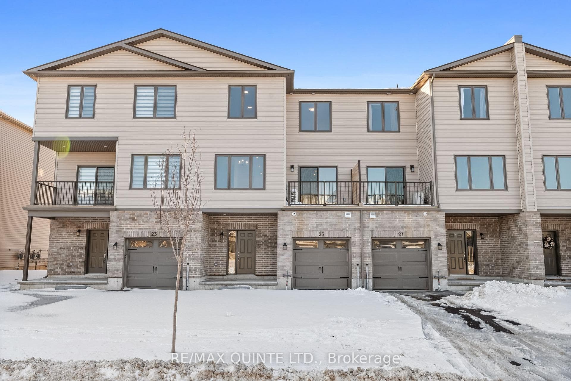 25 Markland Avenue photo 1