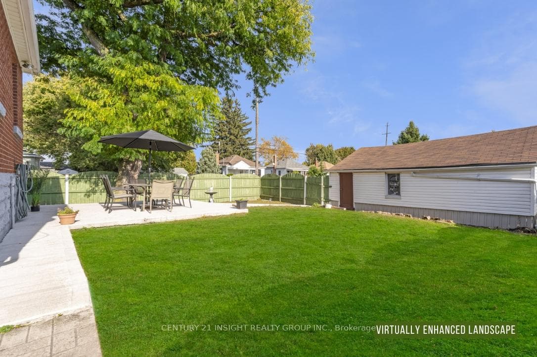 155 Walter Avenue photo 31