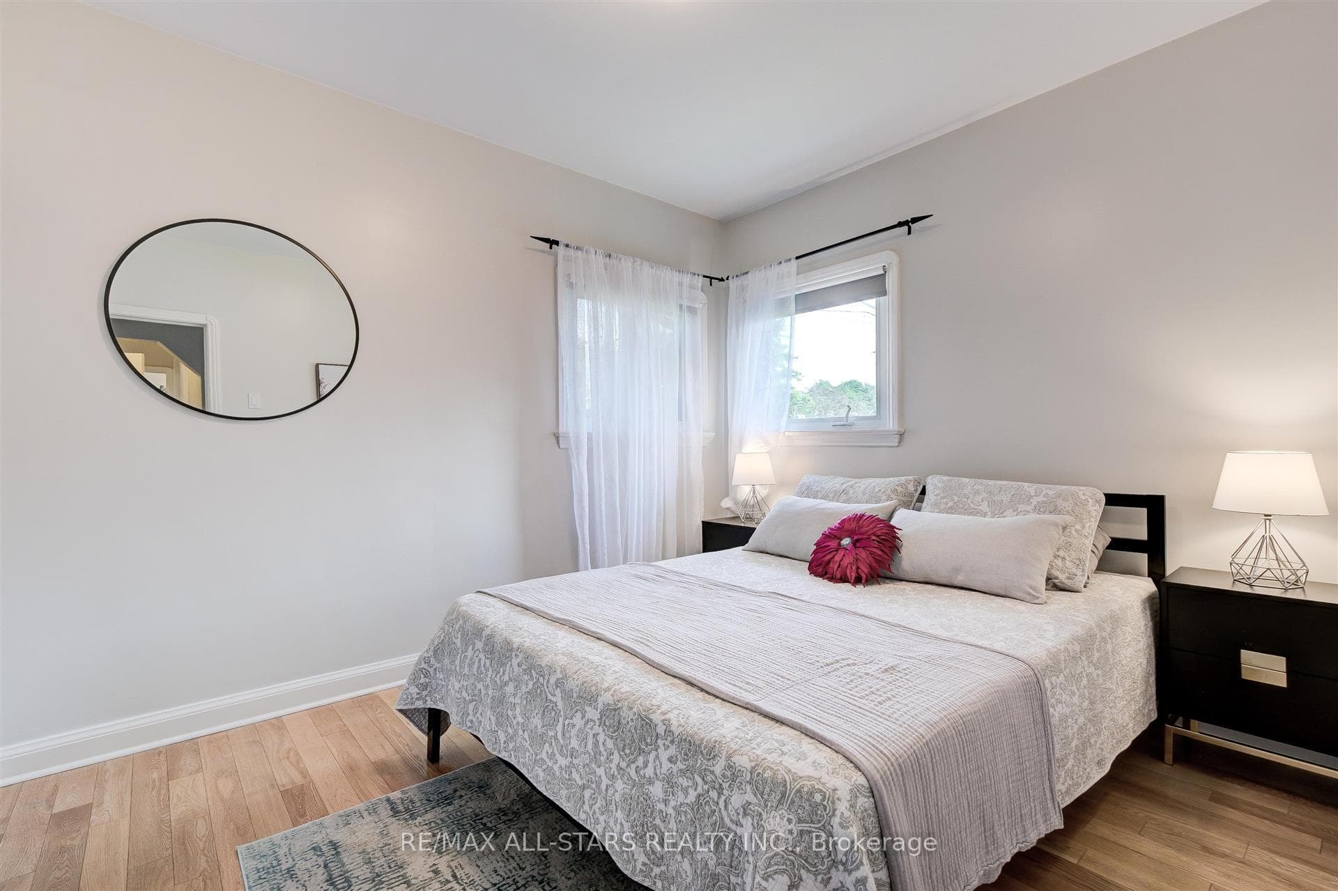 136 Dorset Road photo 22