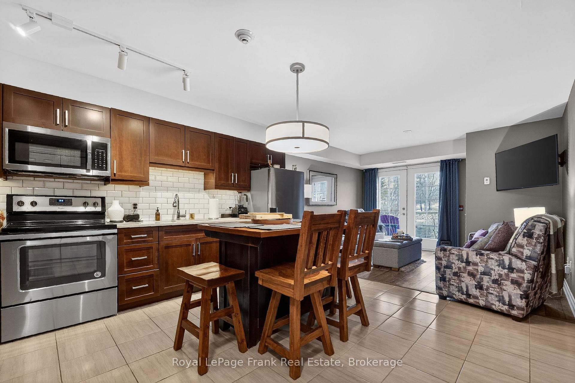 25 King Street Unit 103 photo 8