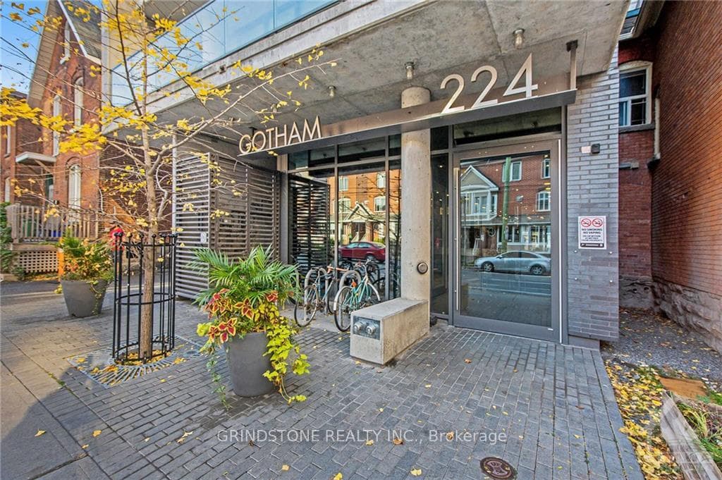 224 LYON Street Unit 603 photo 2