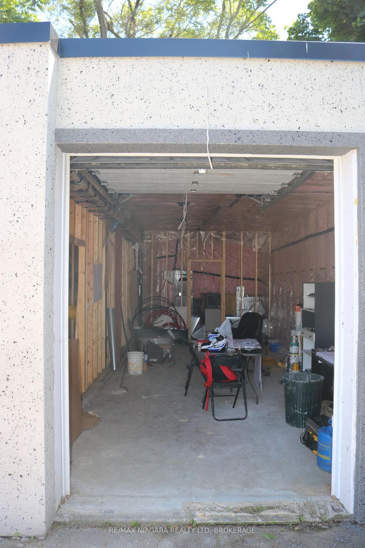 194 Church Street photo 12