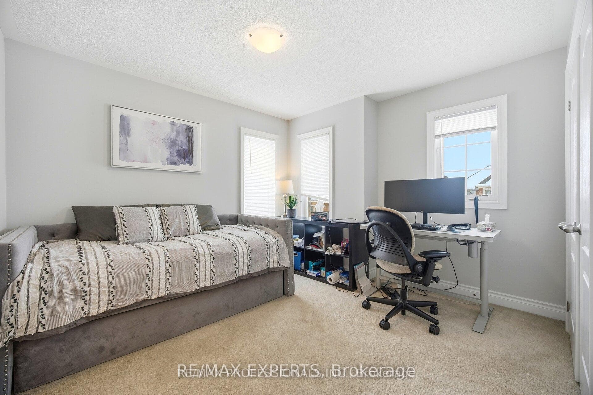 5 Mugford Crescent photo 38