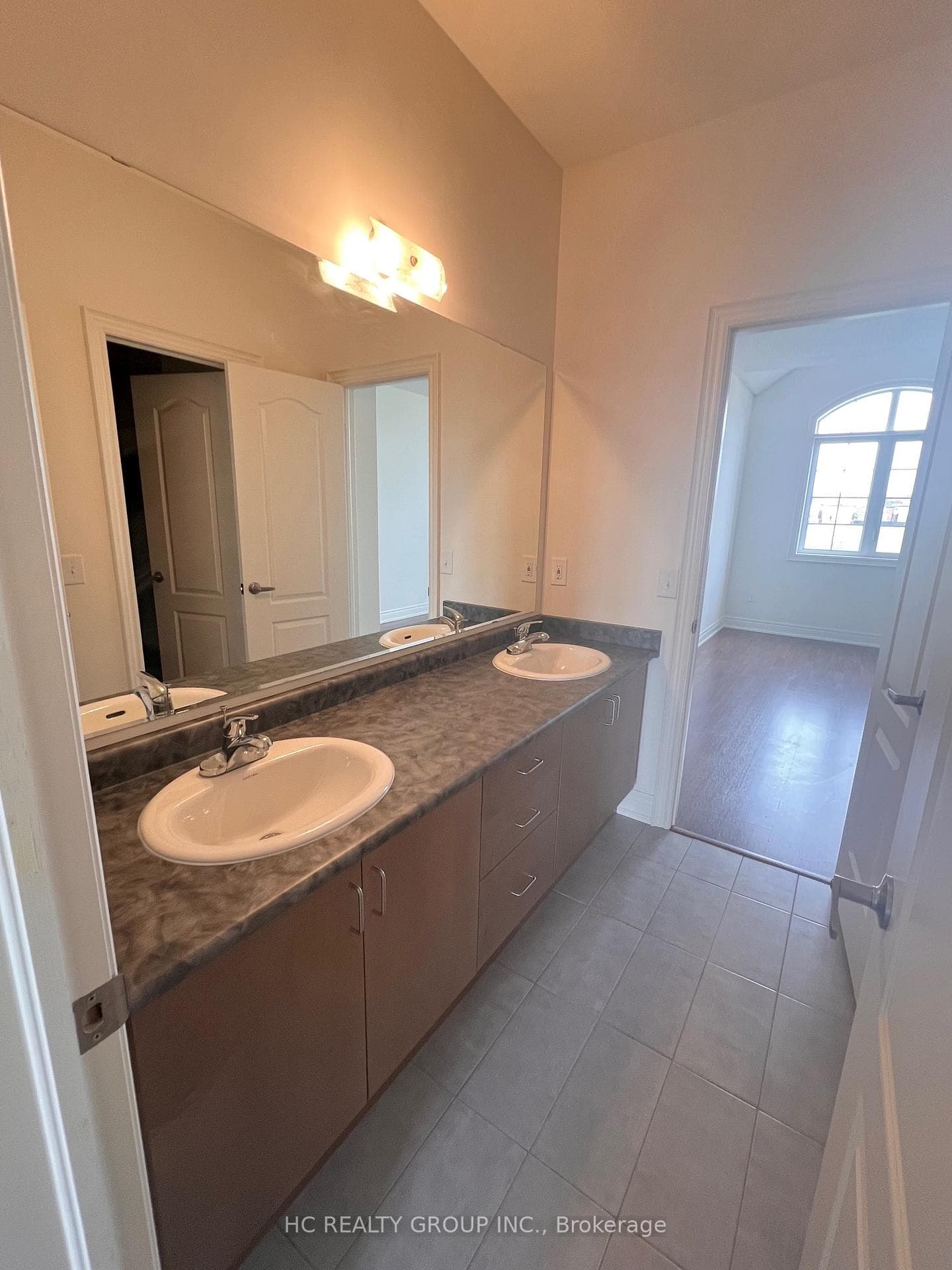 8 Crane Street photo 16
