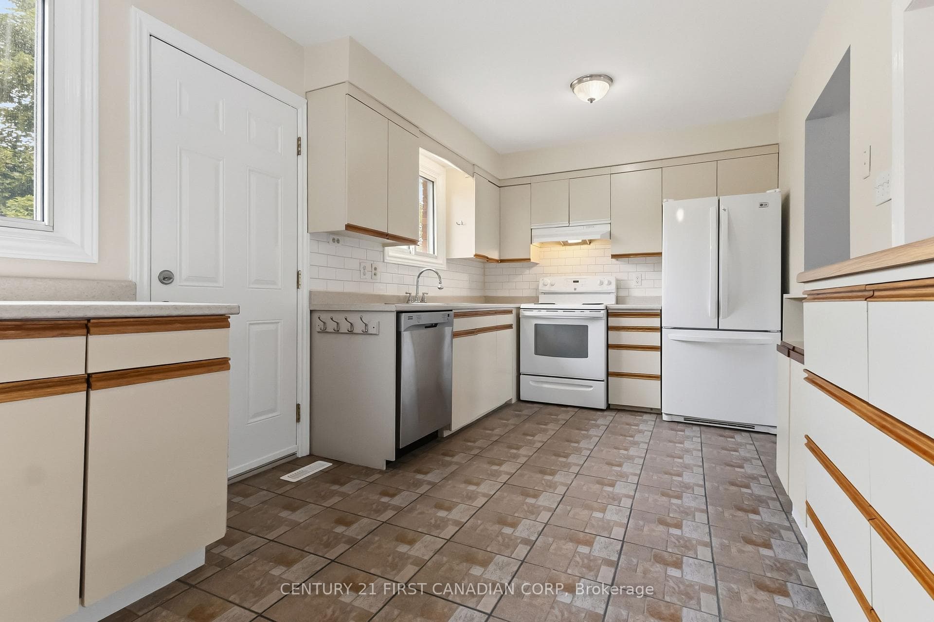 51 Sholto Drive Unit 54 photo 17
