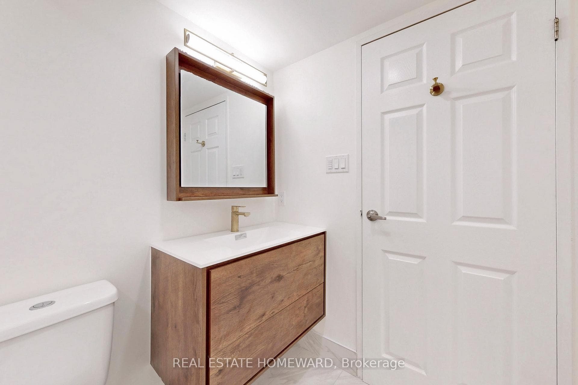 77 Maitland Place Unit 1827 photo 15