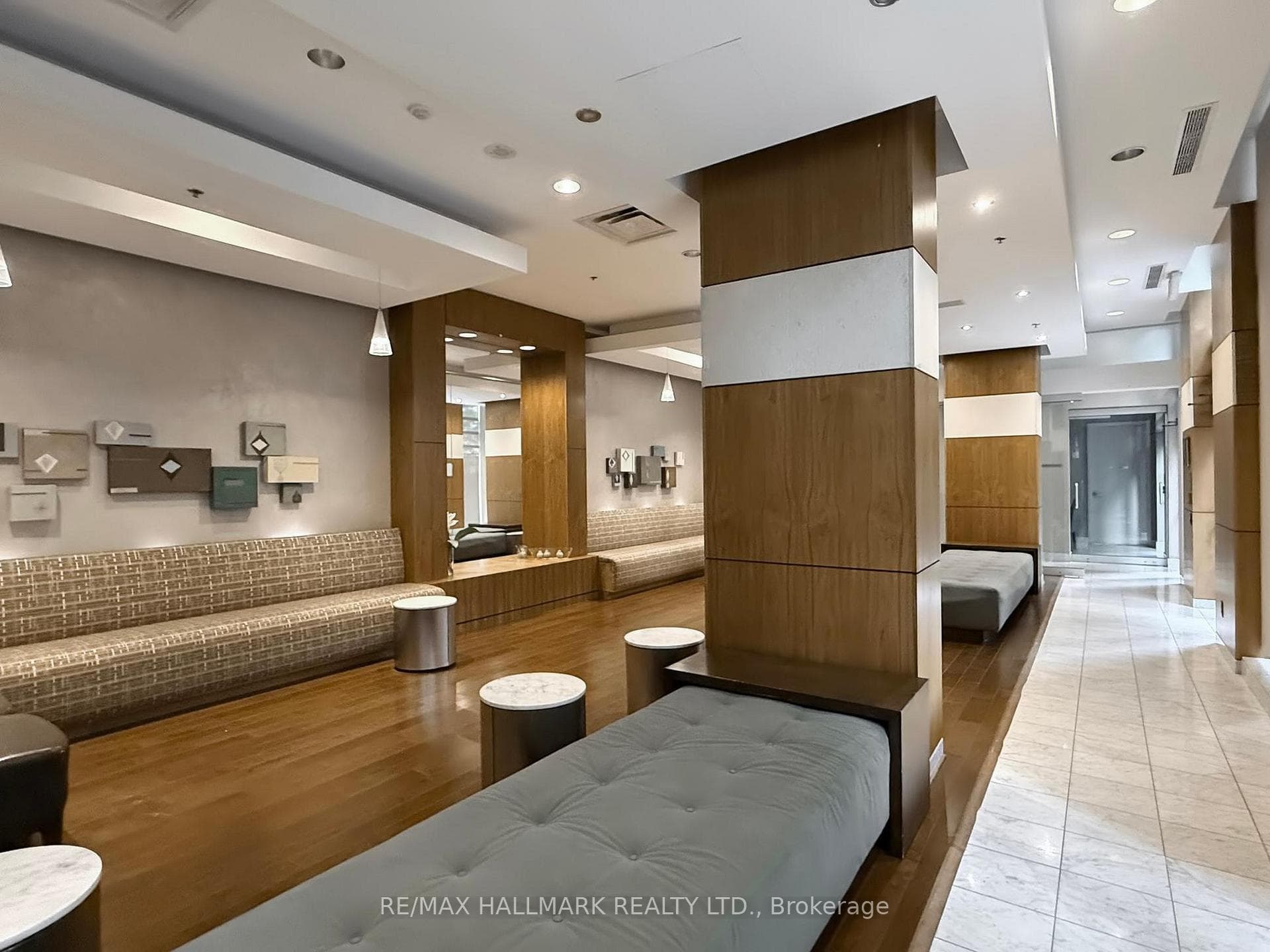85 Bloor Street Unit 1403 photo 27