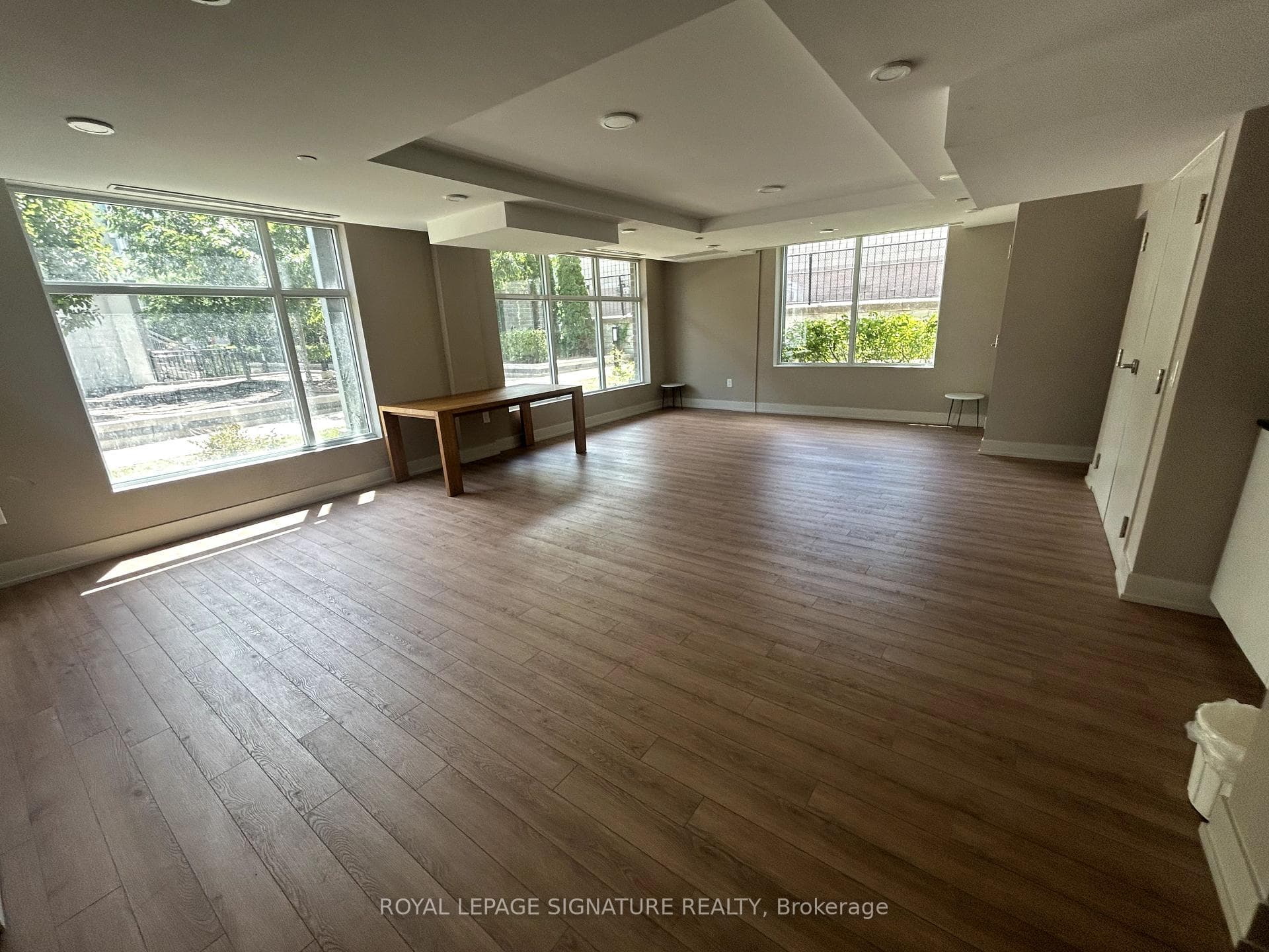 40 Orchid Place Drive Unit 1 photo 16