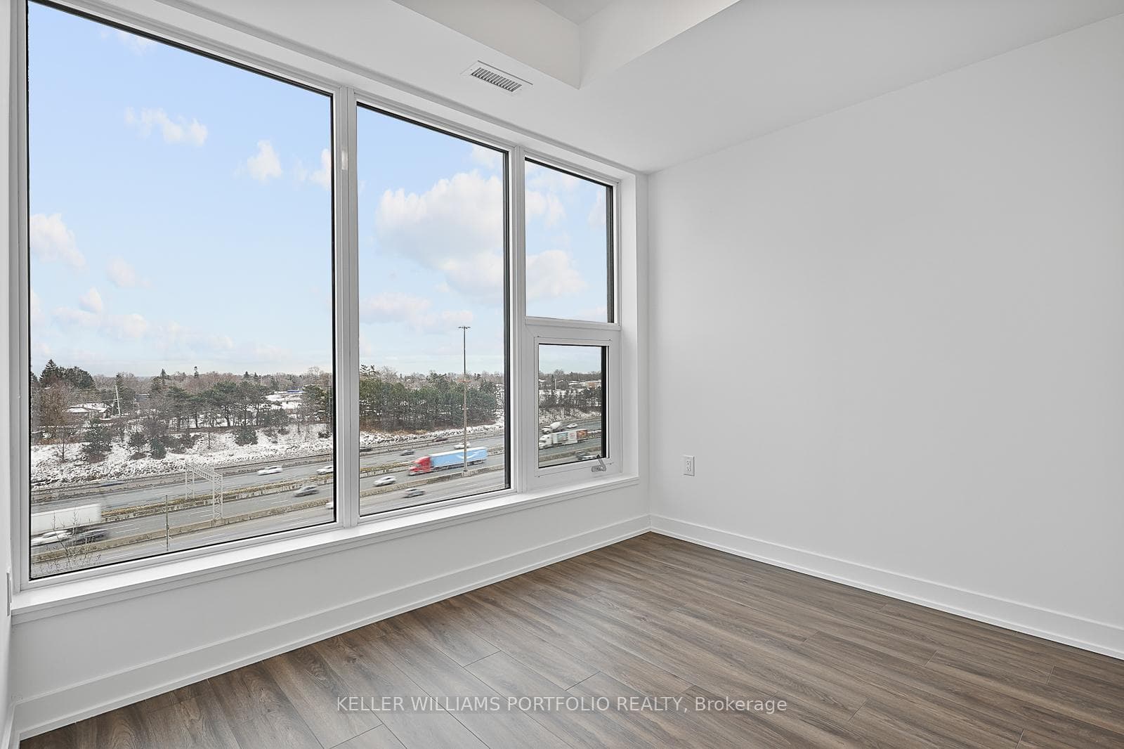 7439 Kingston Road Unit 508A photo 11