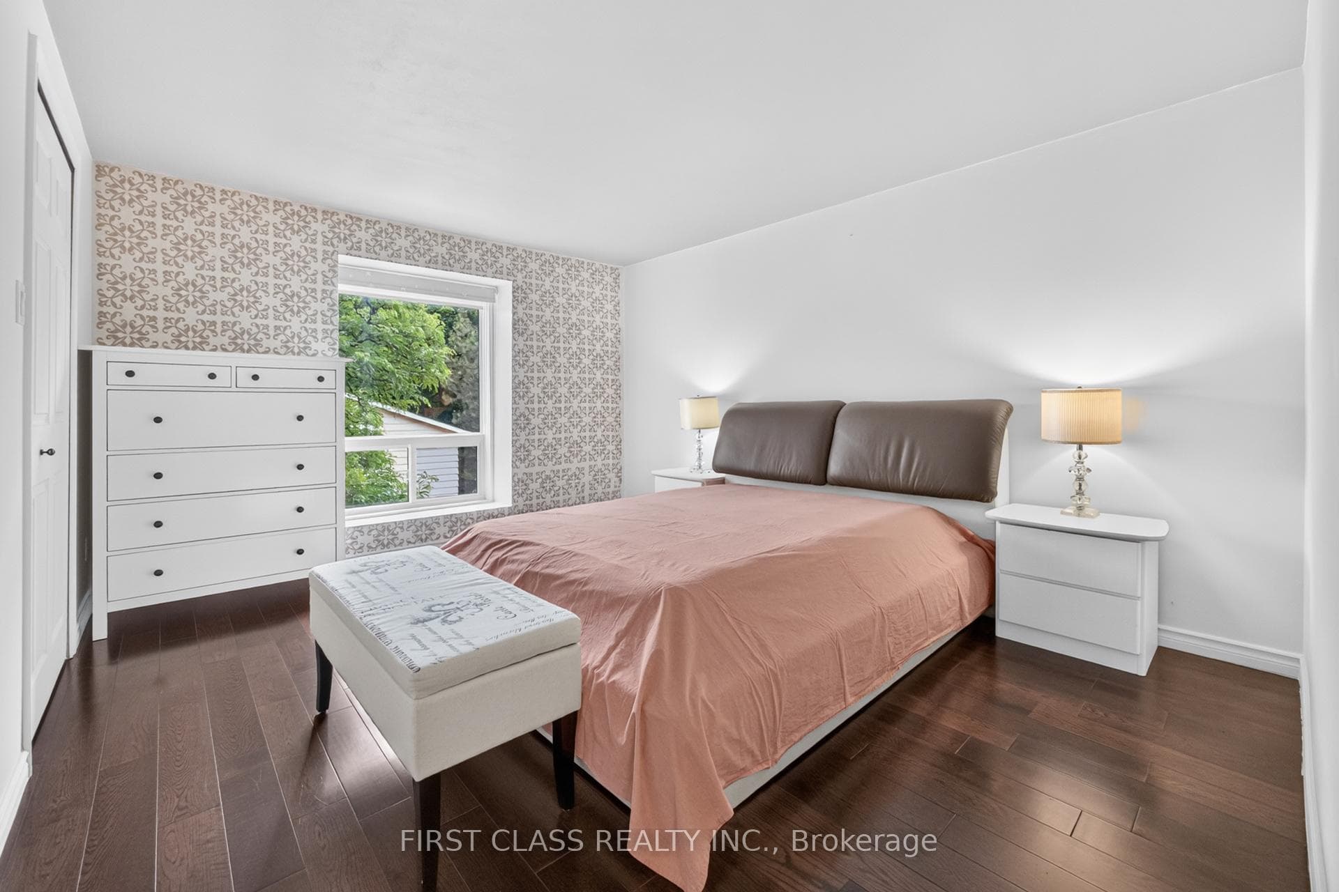 202 Royal Orchard Boulevard photo 33