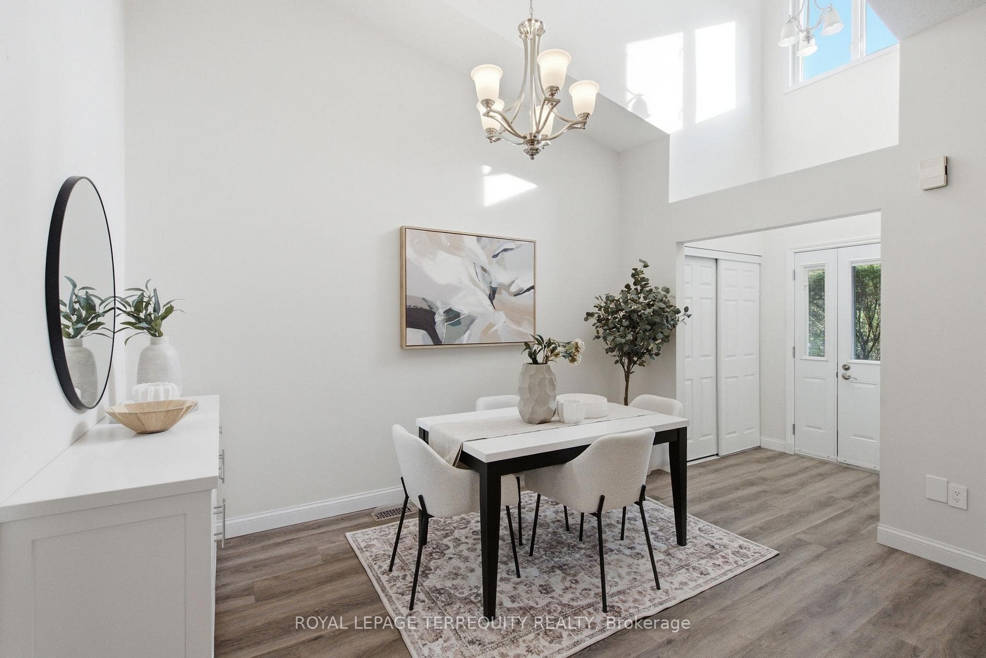1765 Dufferin Street photo 6