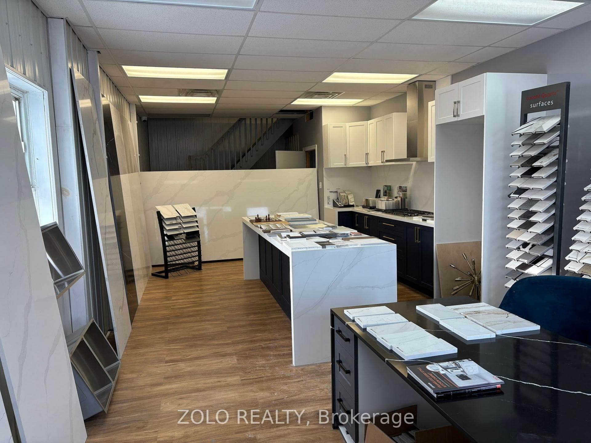 5509 Canotek Road Unit 7 photo 7