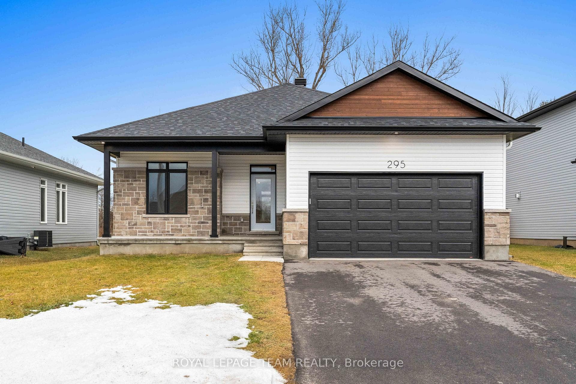 295 WOOD Avenue photo 1