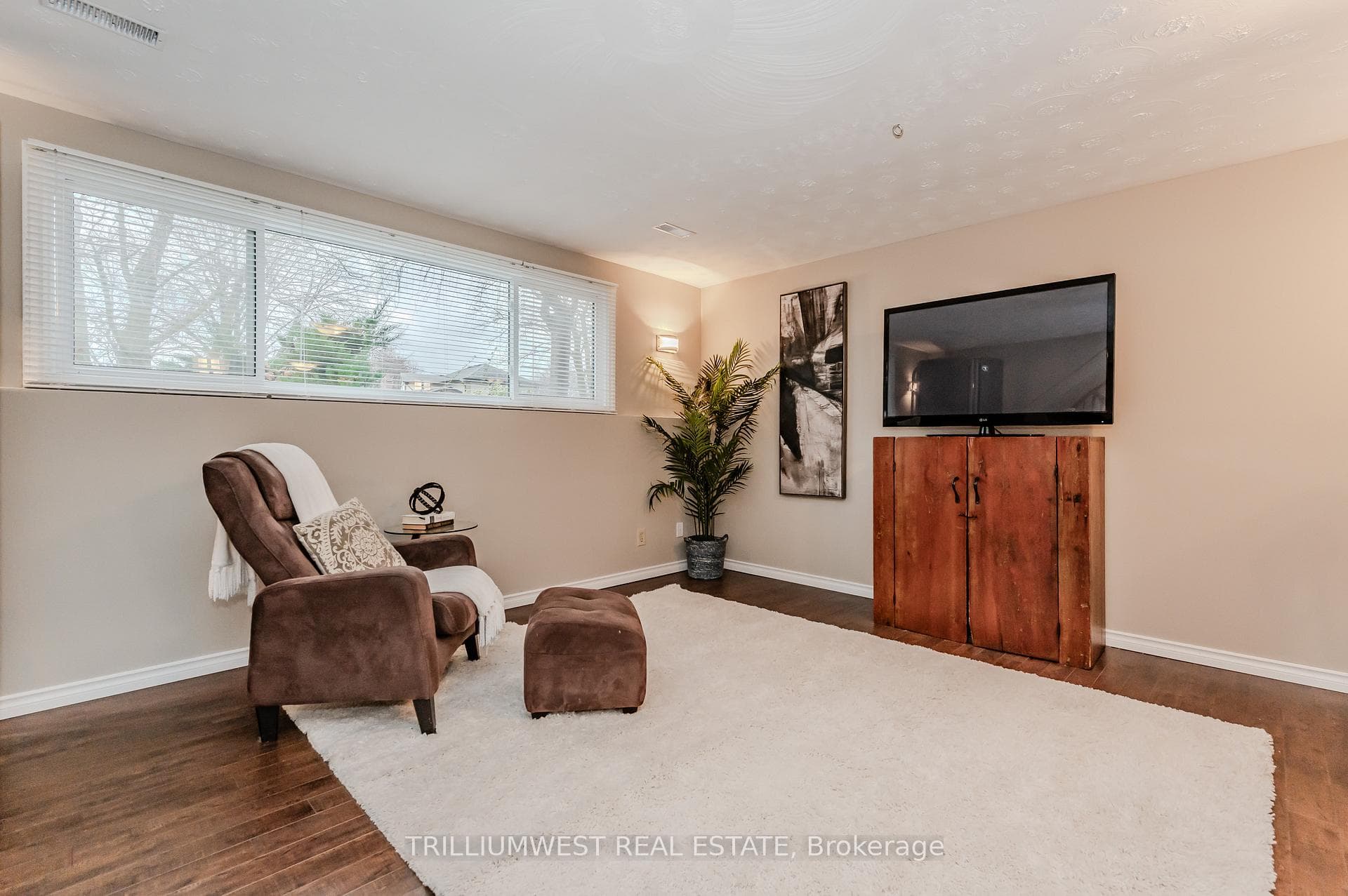 106 Keewatin Avenue photo 21