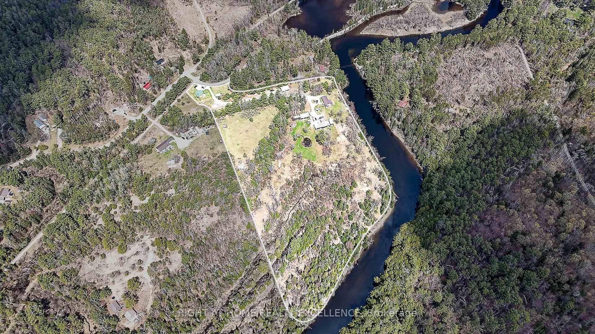 1246 Howland Junction Road photo 2