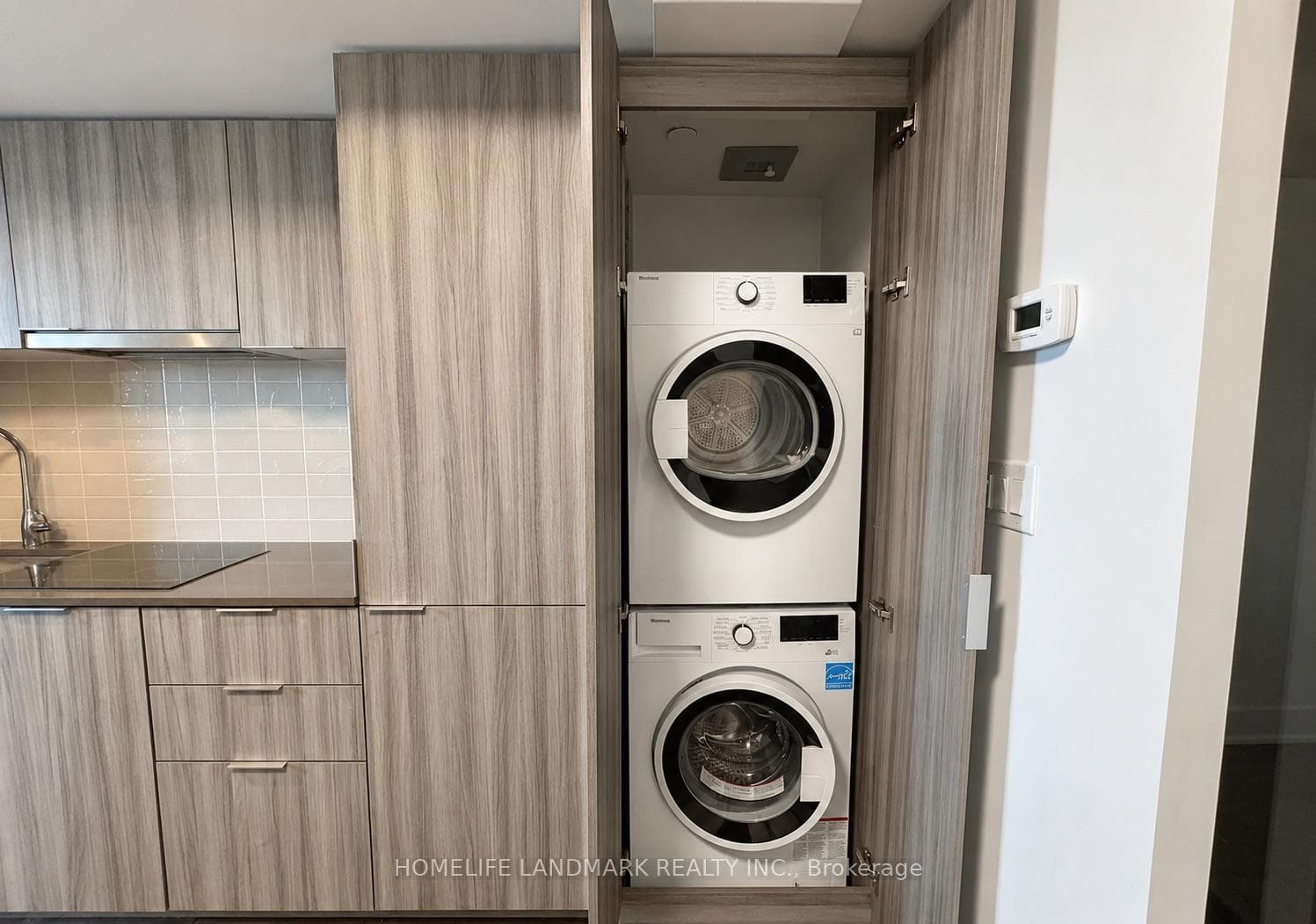 955 Bay Street Unit 2907 photo 9