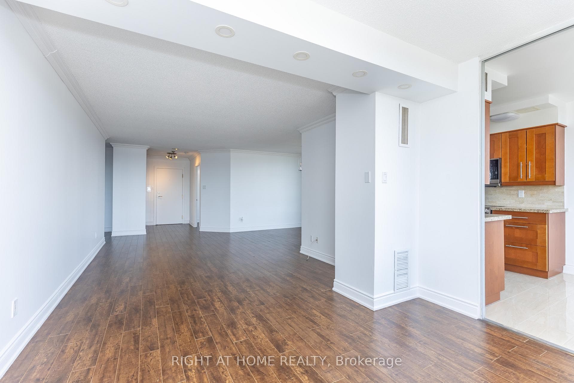 120 Promenade Circle Unit 1001 photo 16