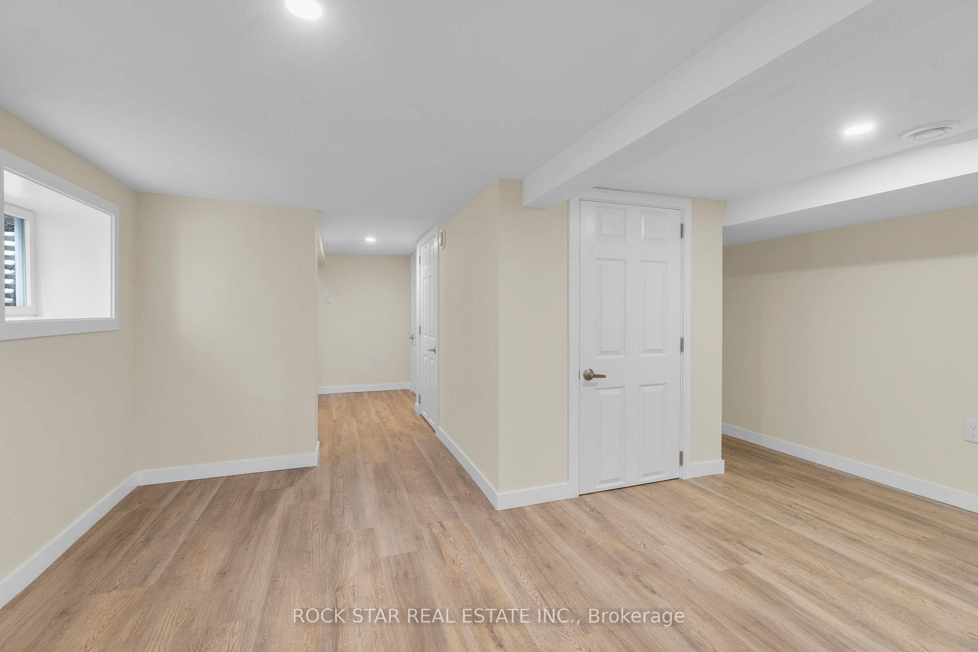 66 Watson Avenue photo 18