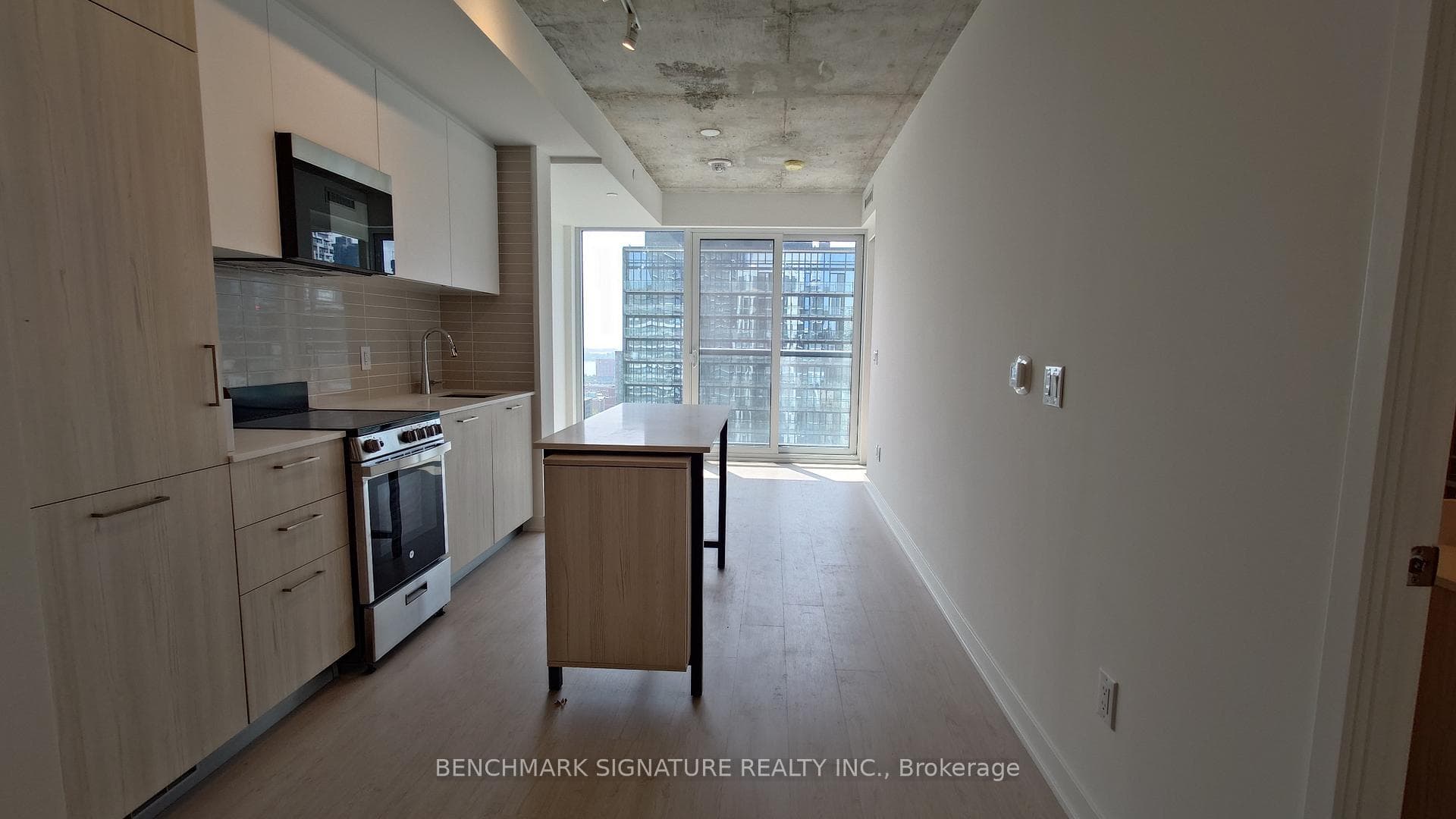 65 Mutual Street Unit 2903 photo 2