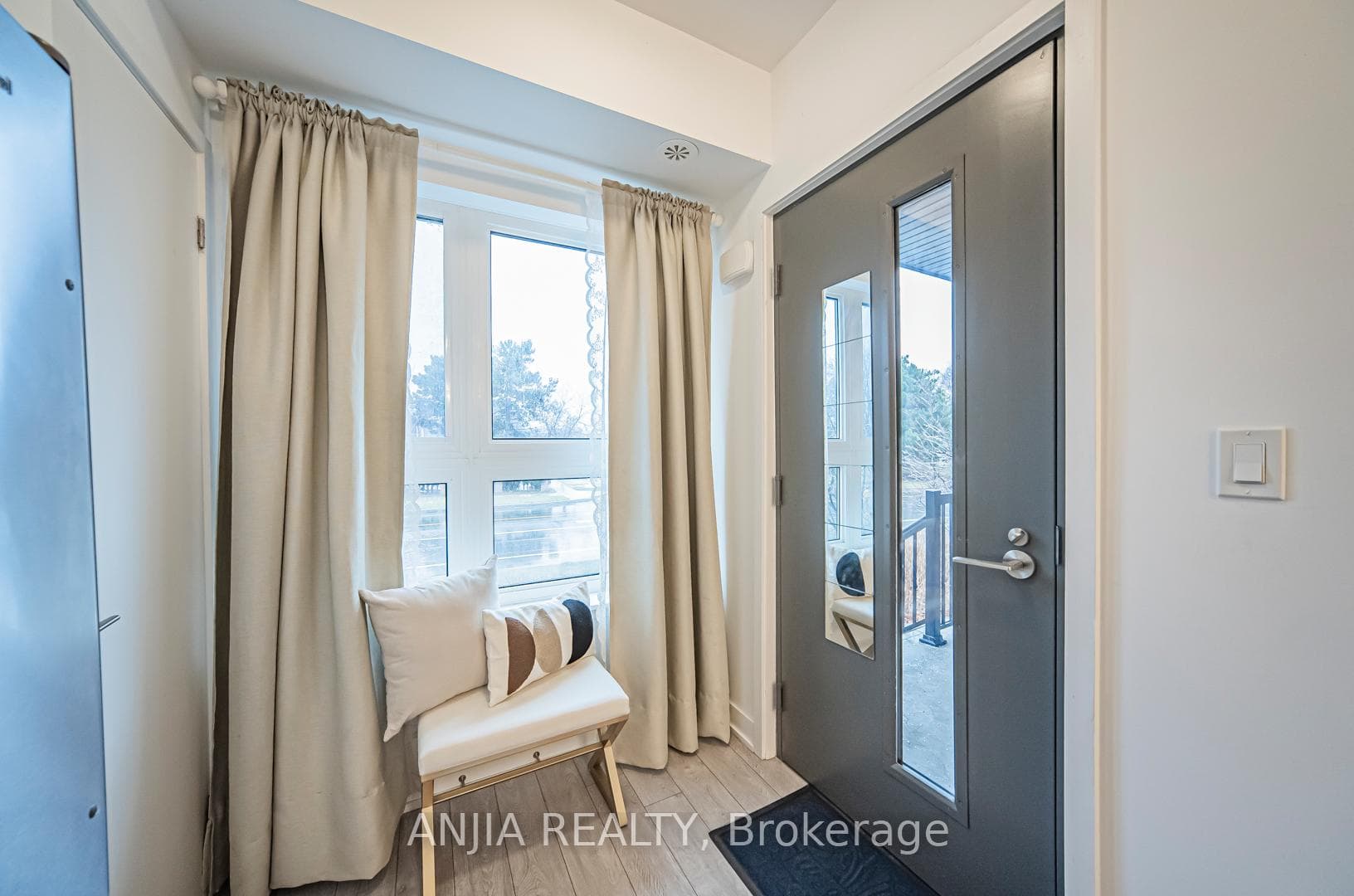 2100 BRIDLETOWNE Circle Unit 110 photo 12