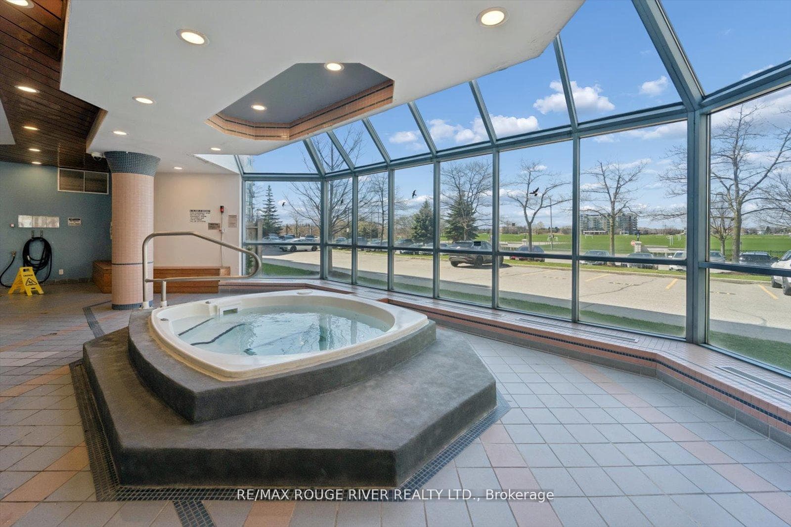 Hot tub
