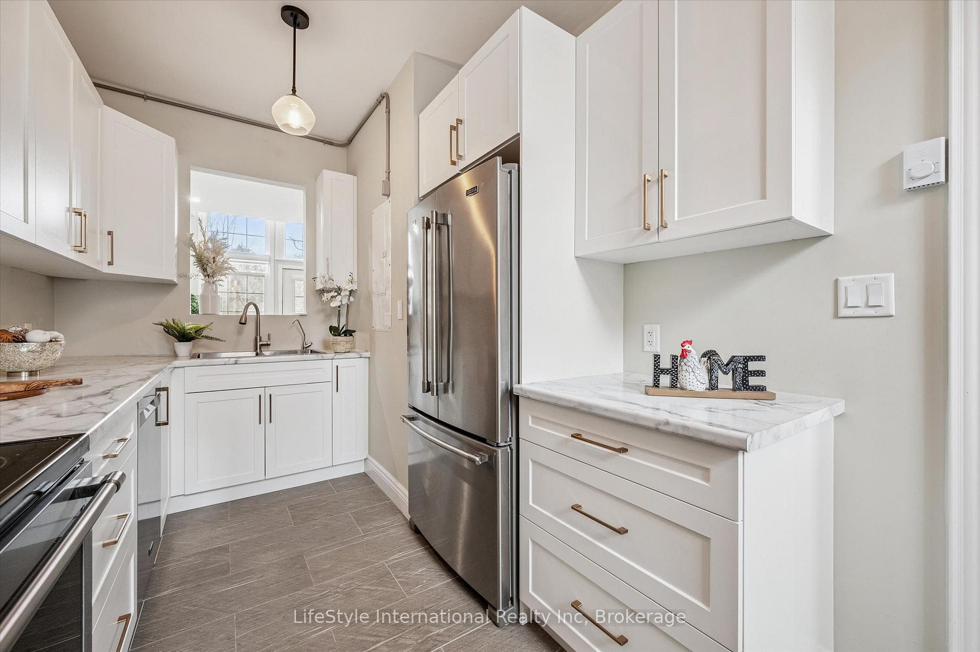 196 Arthur Street Unit 6 photo 14