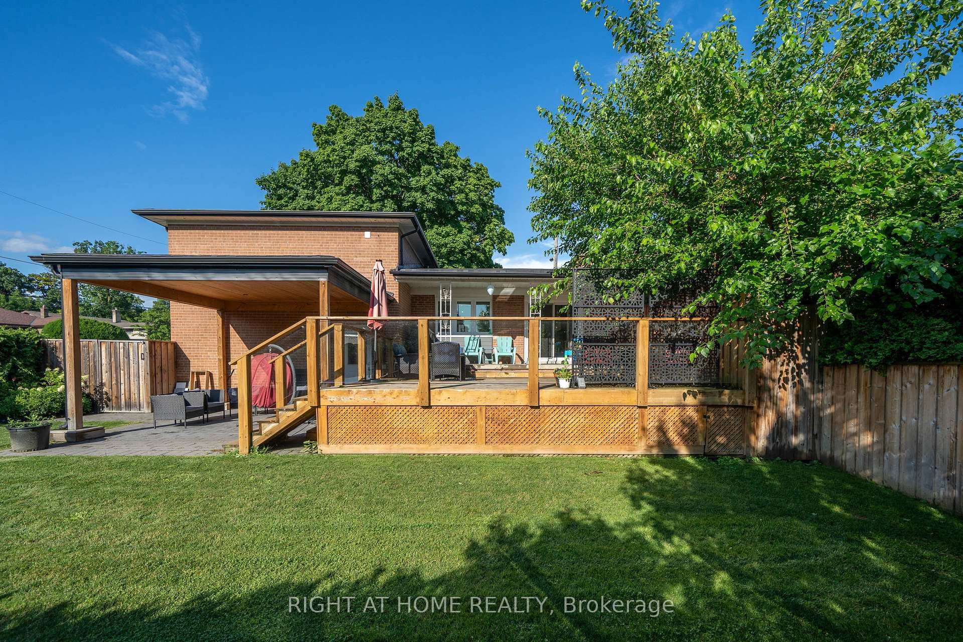 10 Hurdman Street photo 37