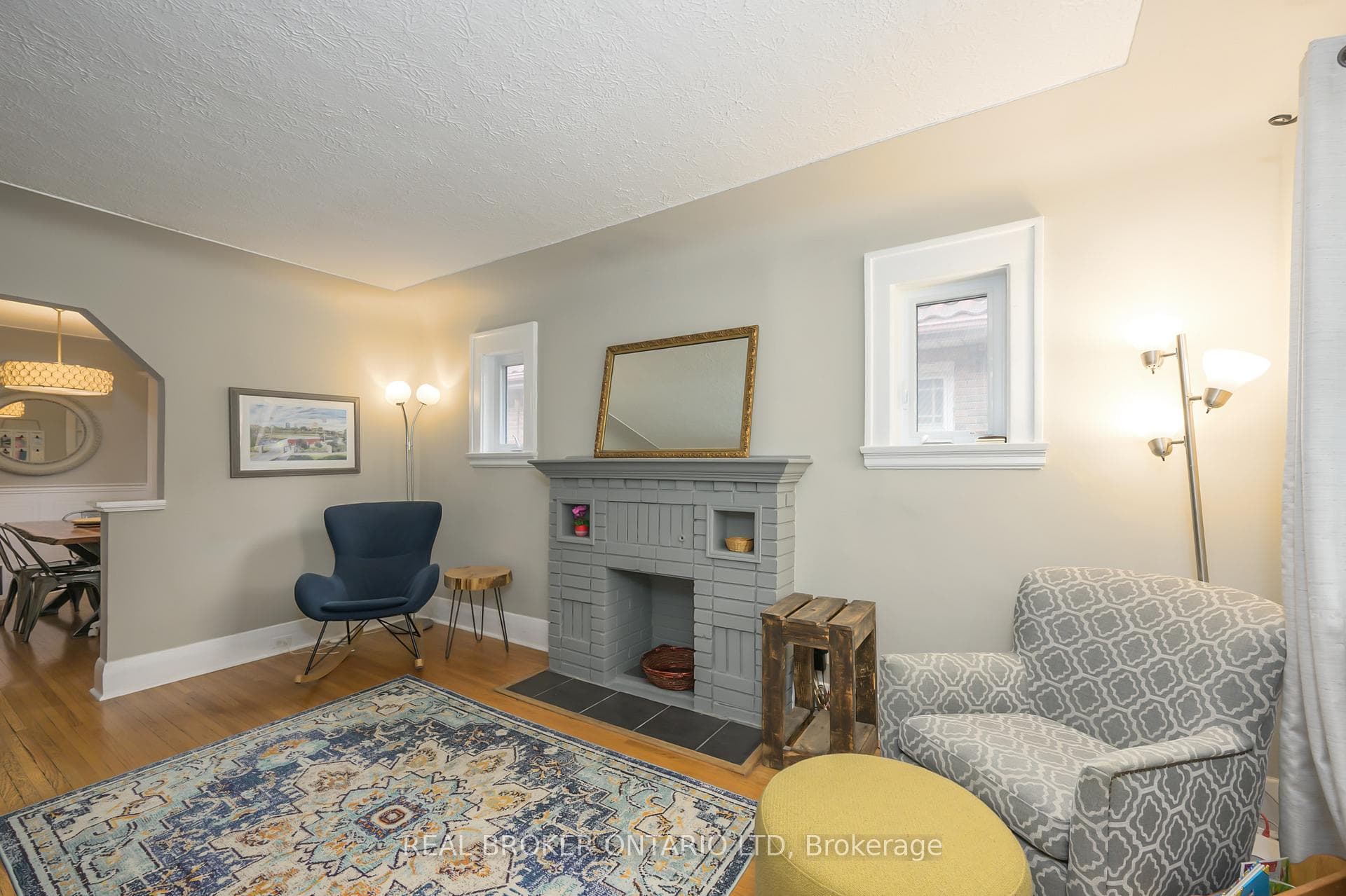 99 Springbank Drive photo 6