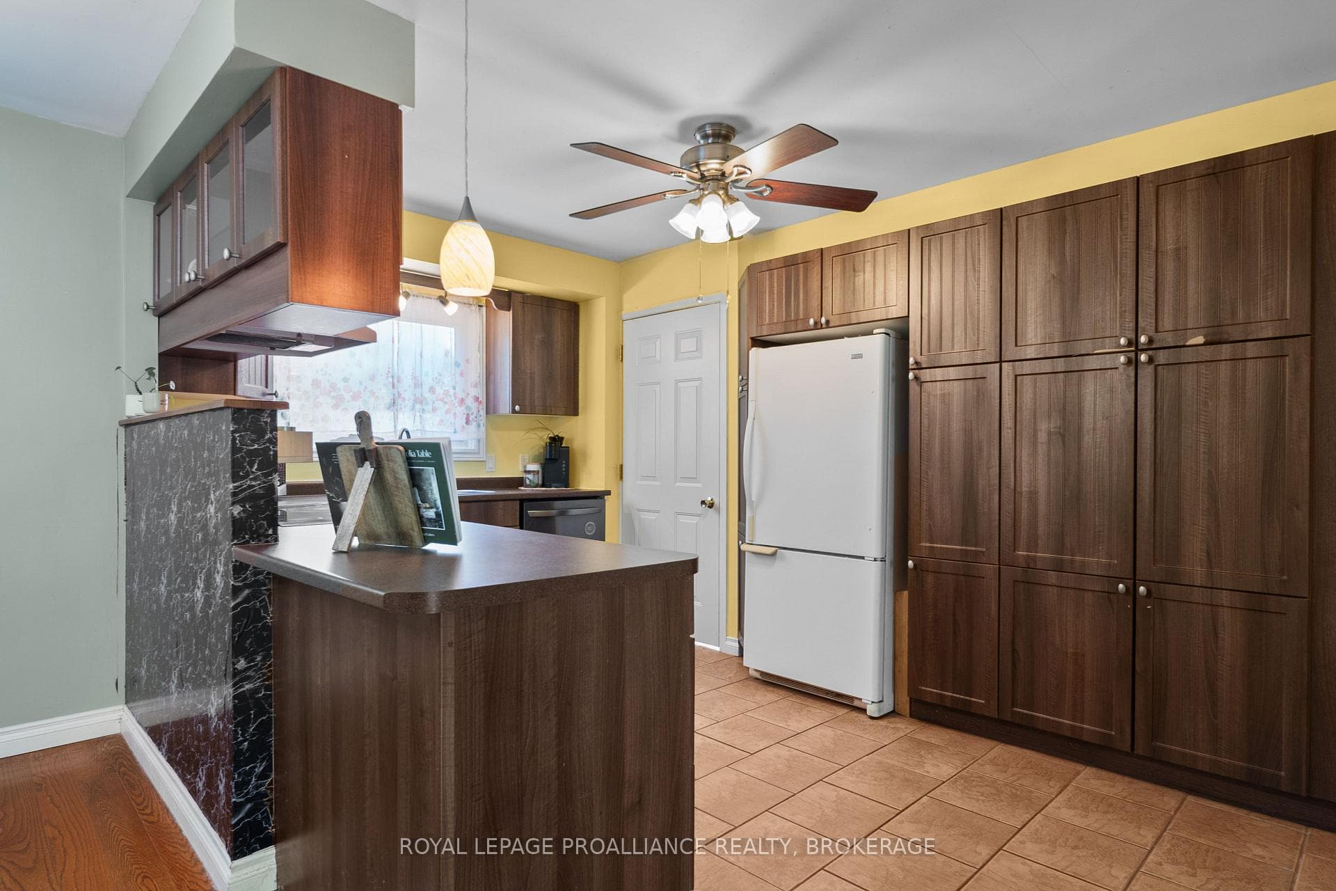 282 Glen Castle Road photo 17