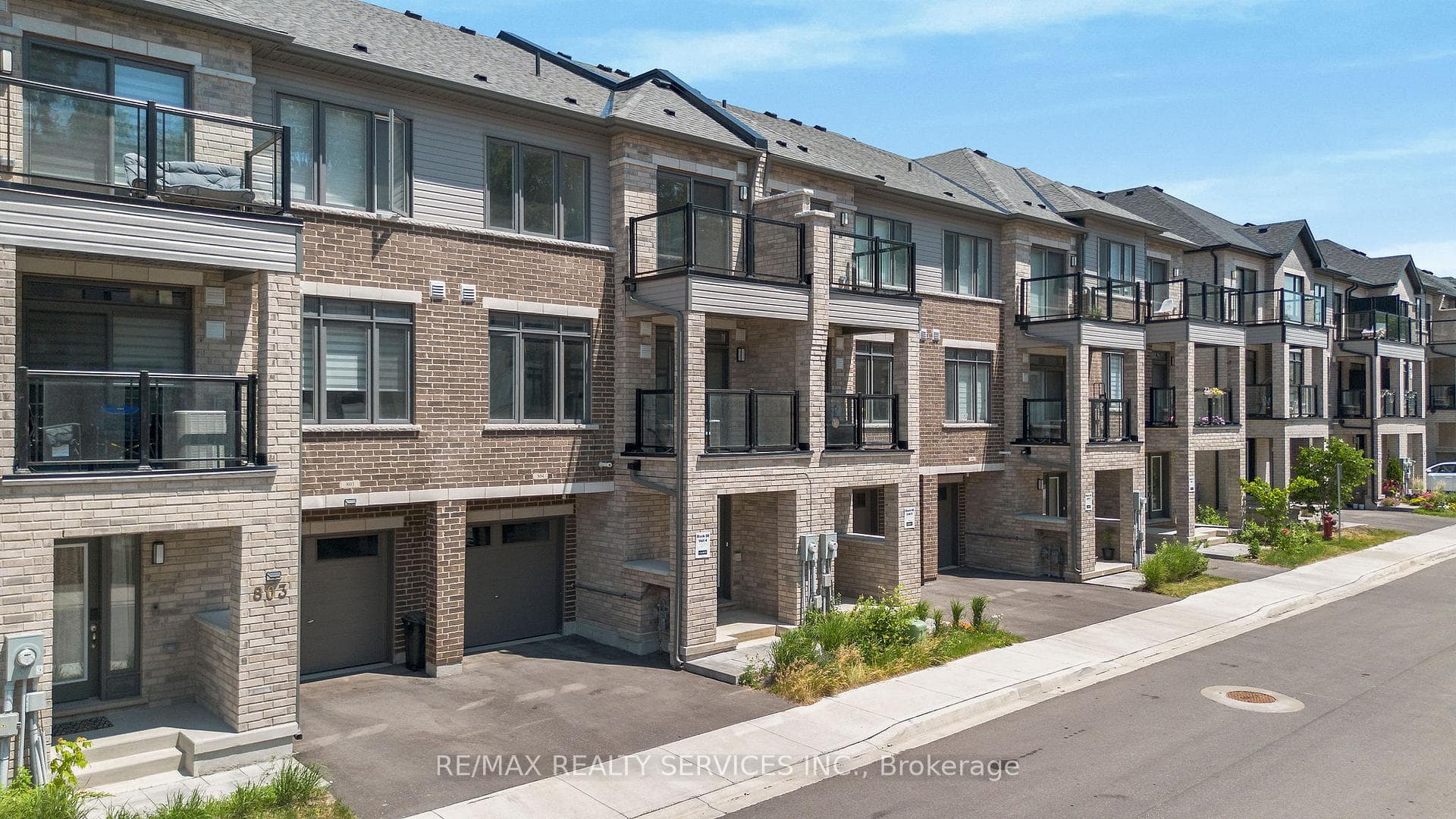 585 Colborne Street Unit 804 photo 29