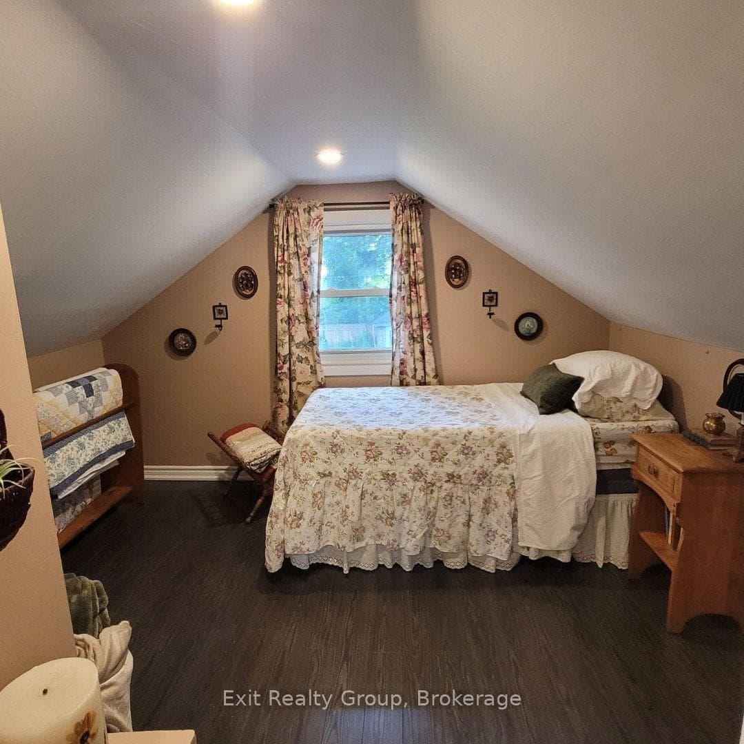 100 Arlington Avenue photo 31