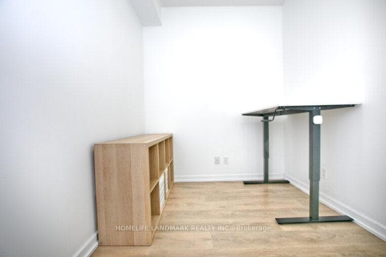 32 Forest Manor Road Unit 2108 photo 10