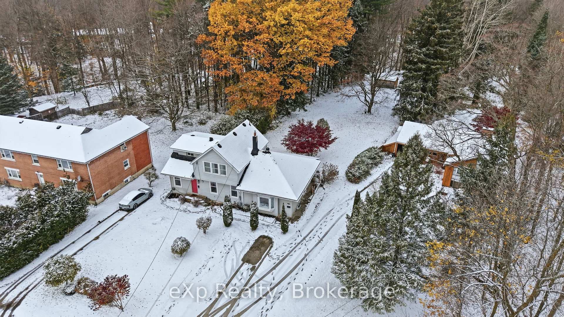 680 11th Street photo 3