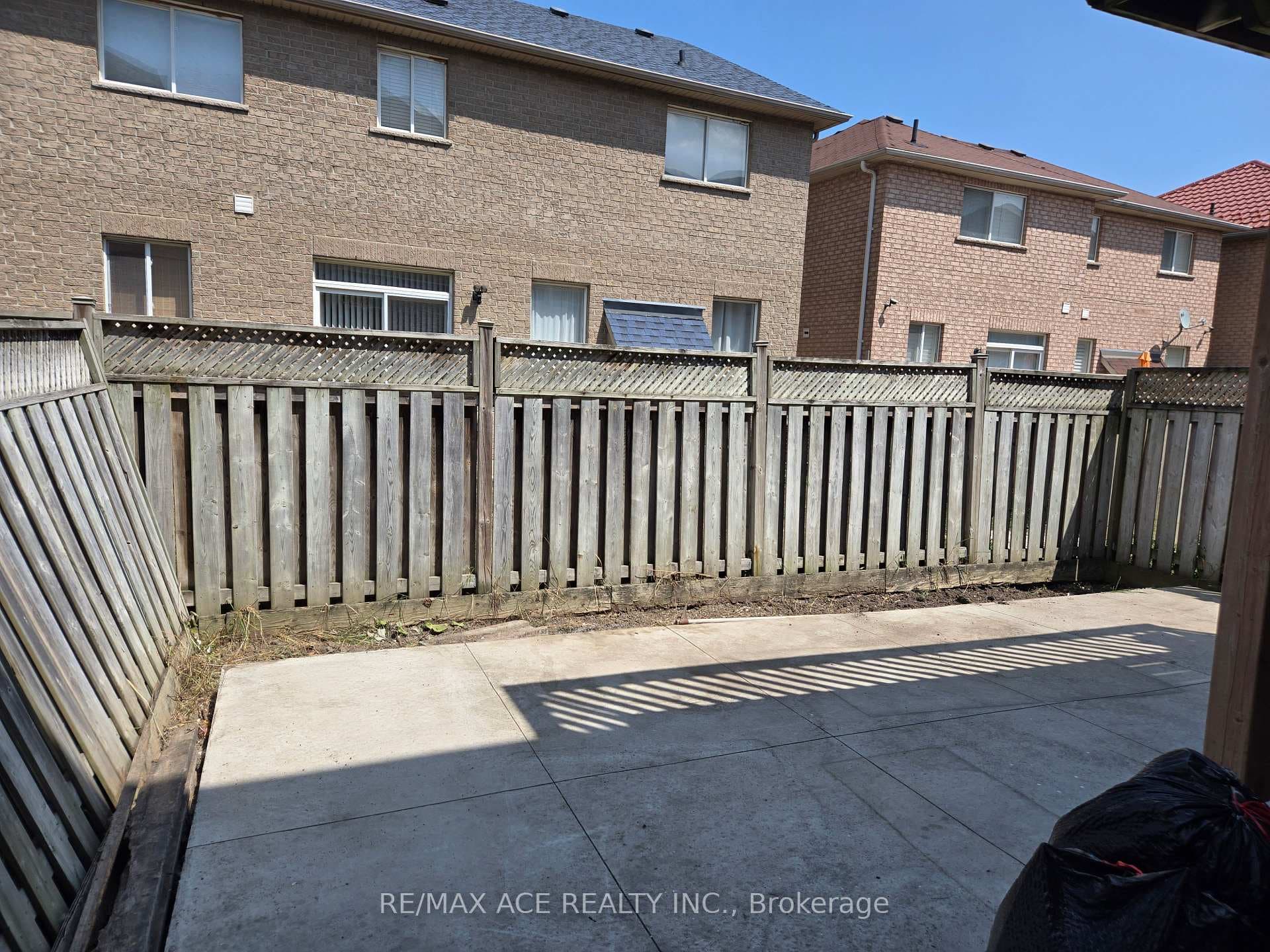 52 Domenico Crescent photo 9