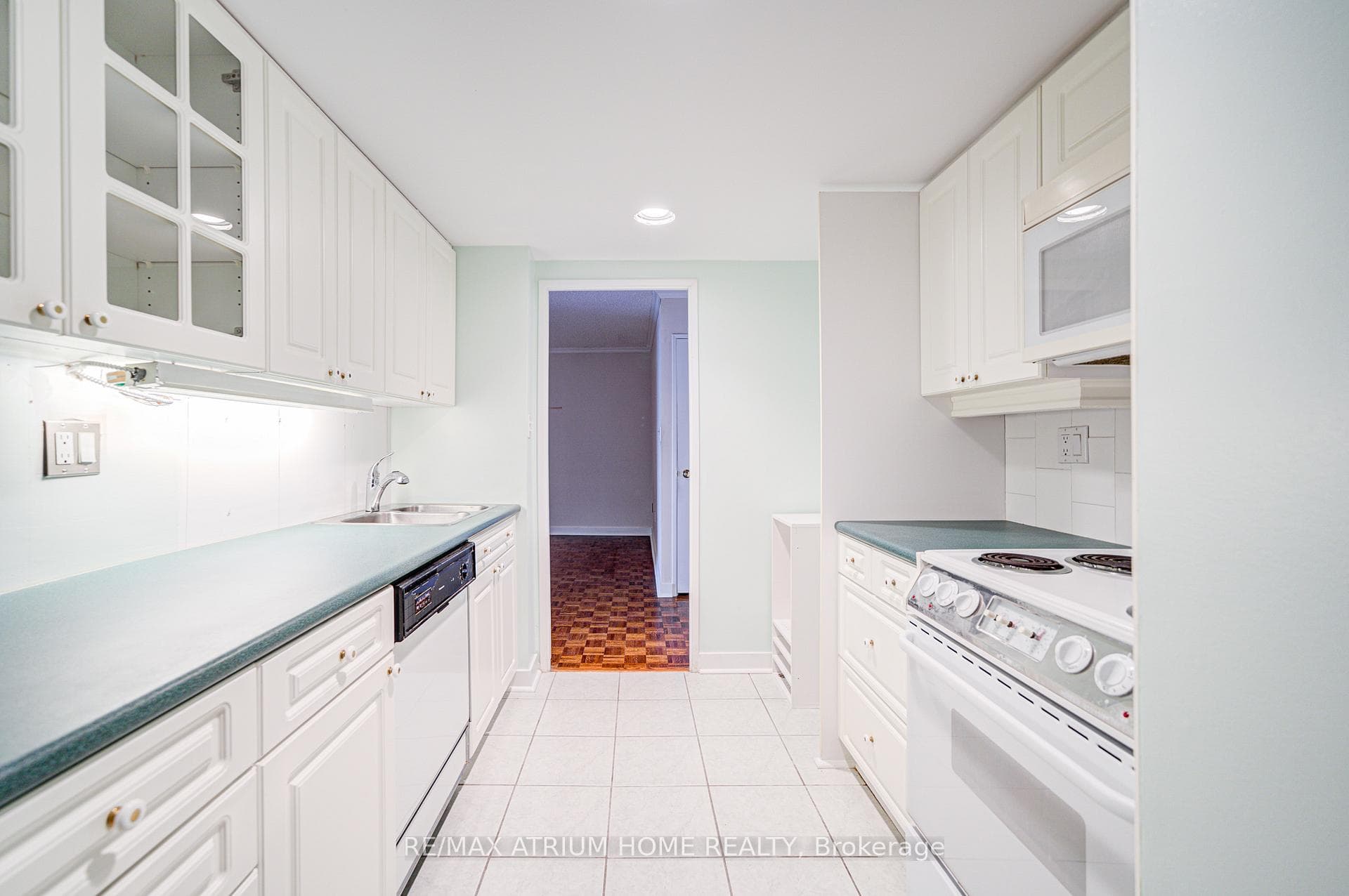 3131 Bridletowne Circle Unit 701 photo 21