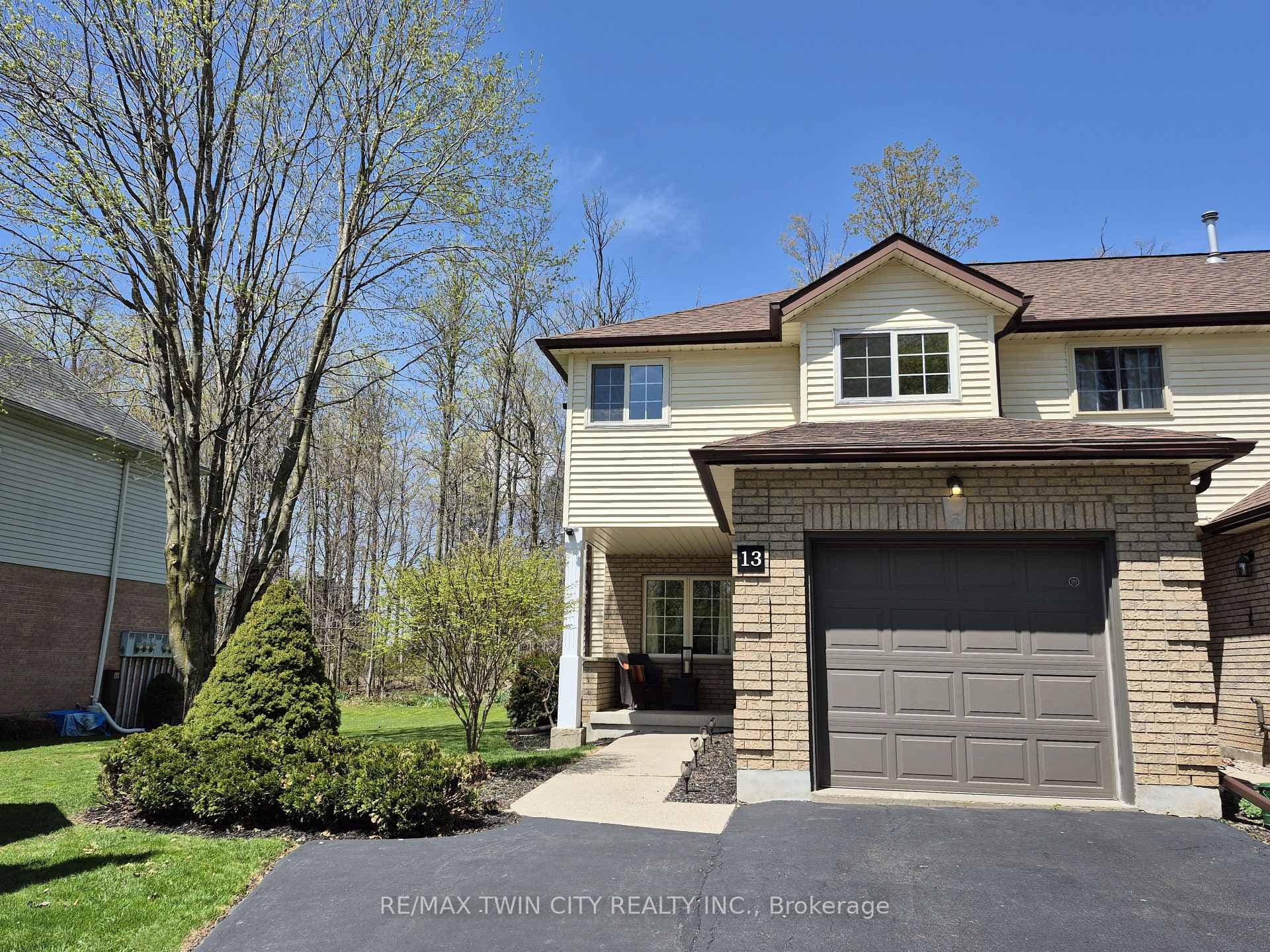 20 Forrest Avenue Unit 13 photo 38