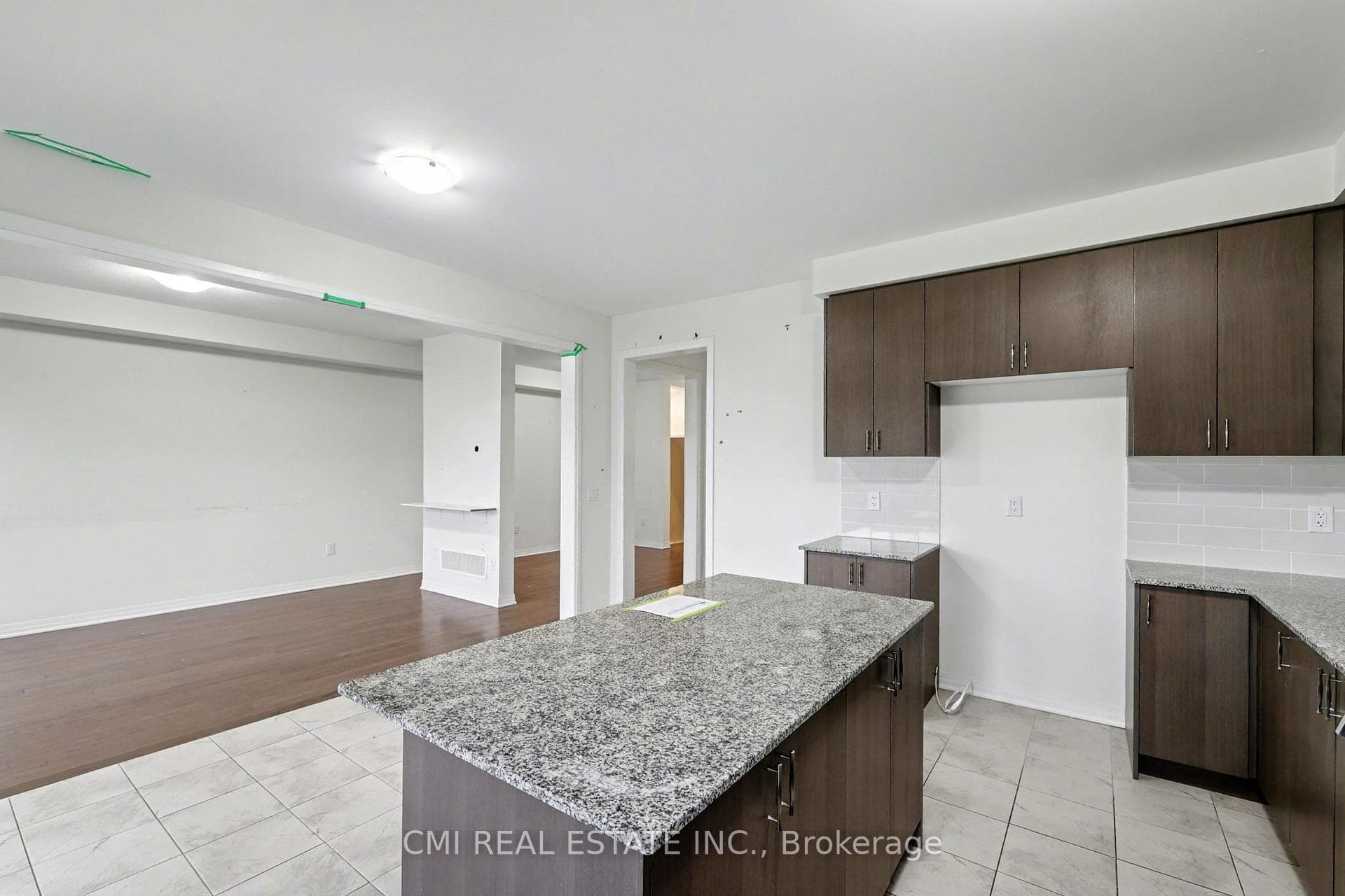 9 Prince Philip Boulevard photo 15