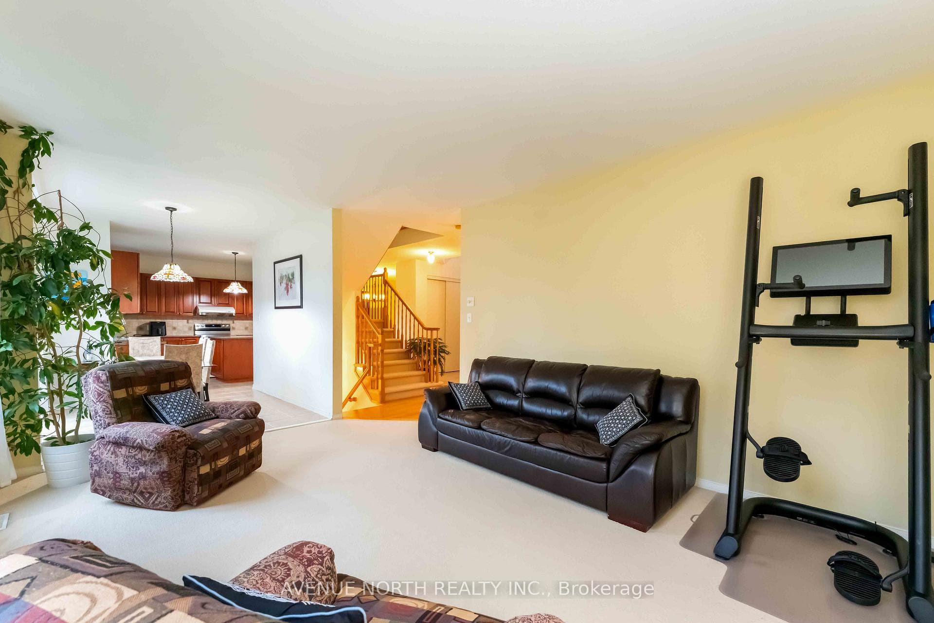 23 Hearthstone Place photo 13