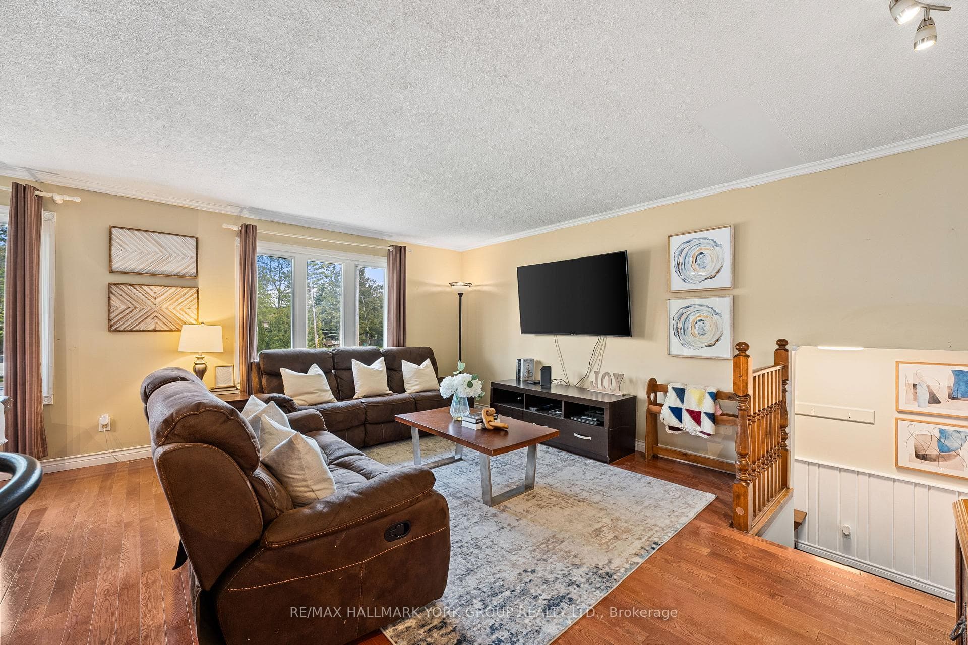 20 Georgina Street photo 4
