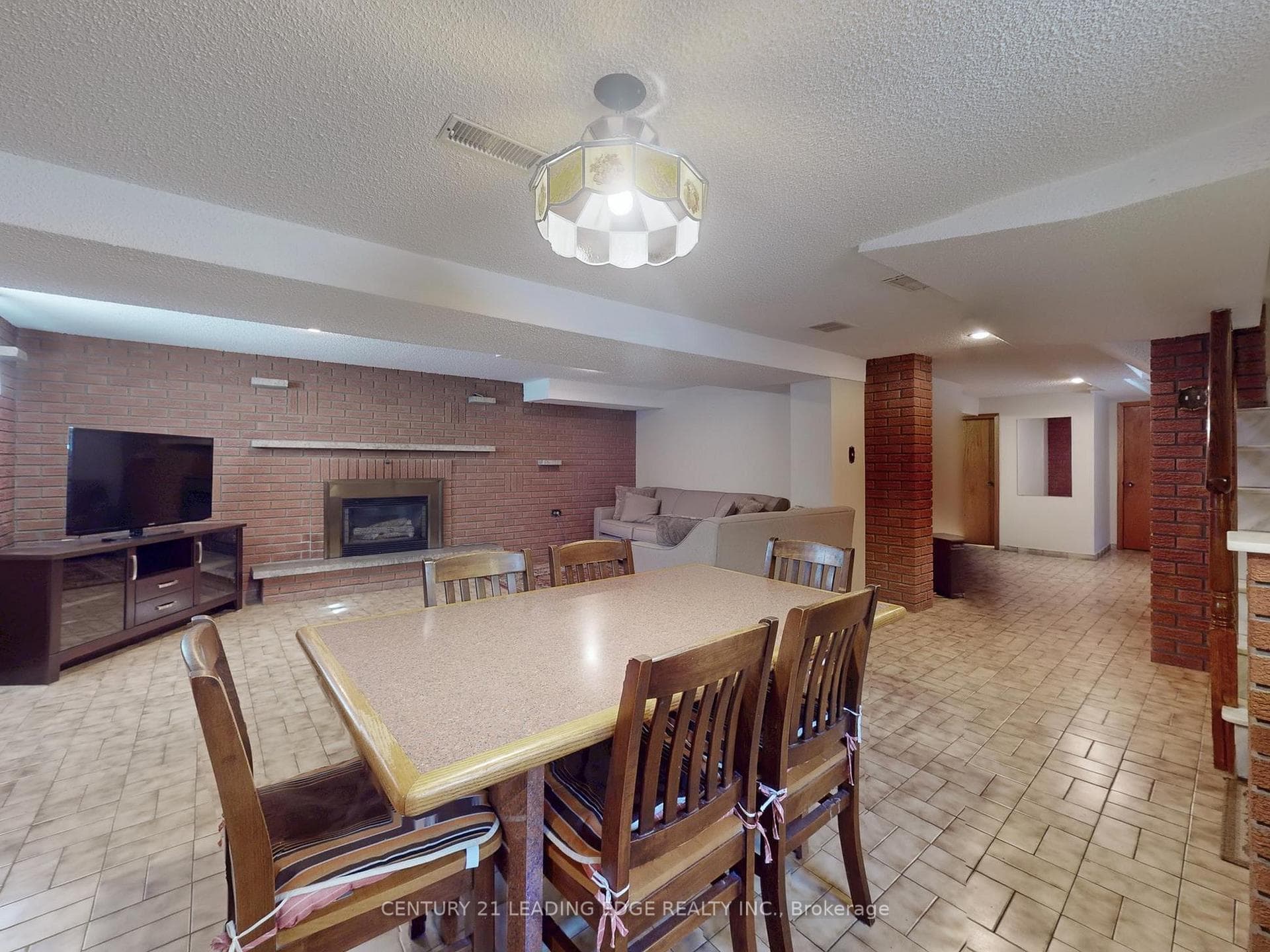 33 Monarchdale Avenue photo 36