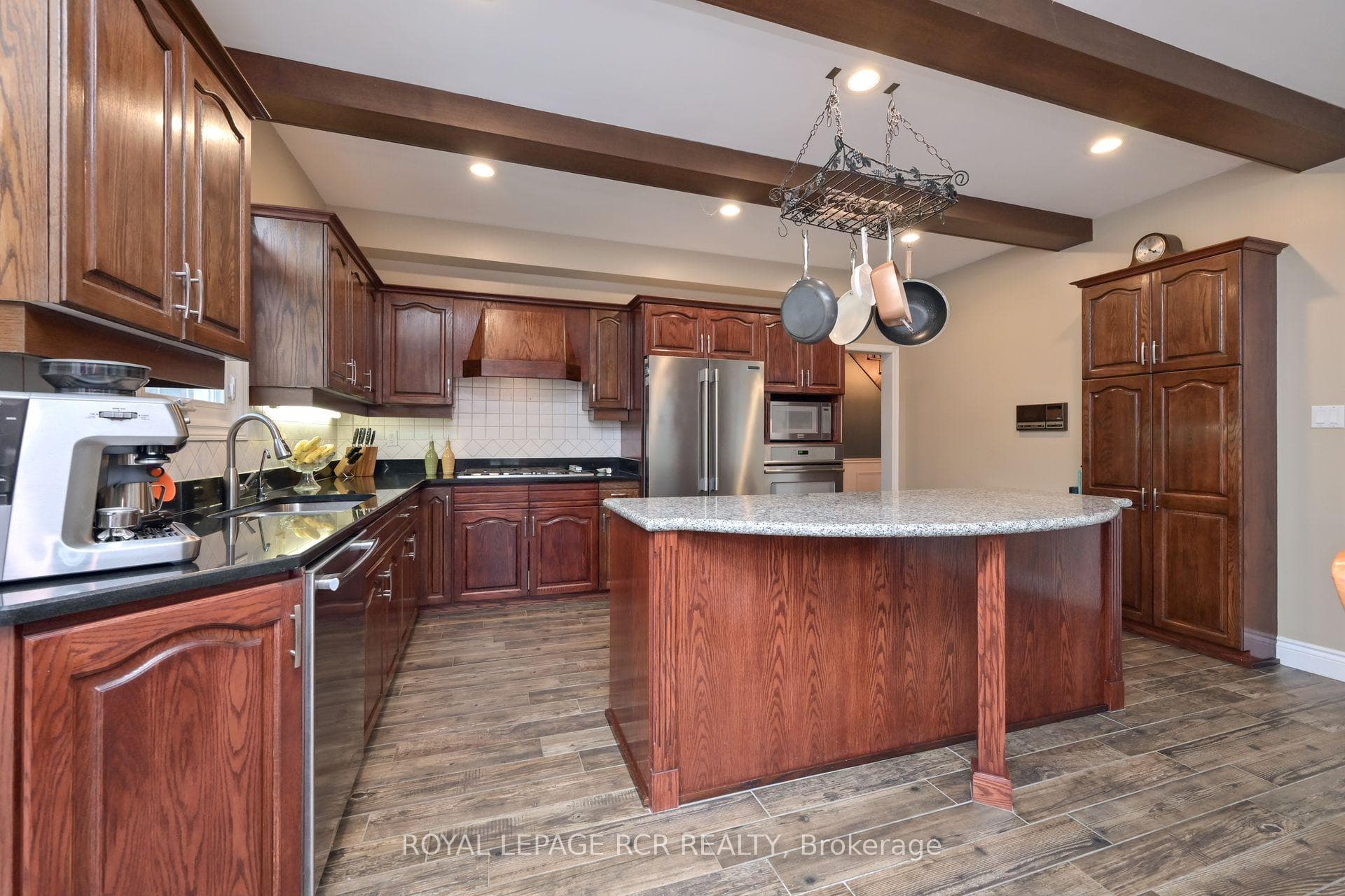 225 Churchill Road photo 13