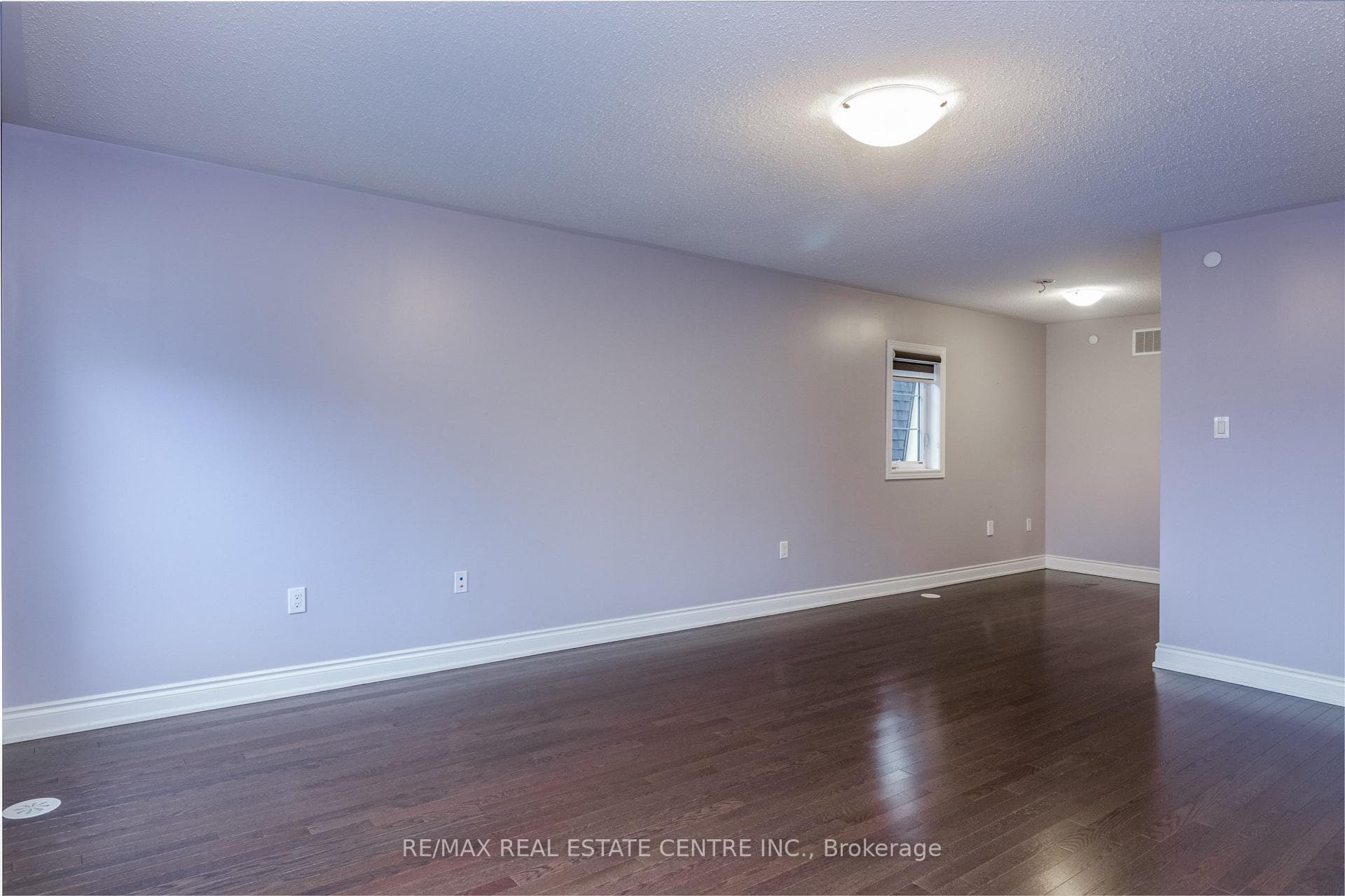 1331 Major Mackenzie Drive Unit 42 photo 17