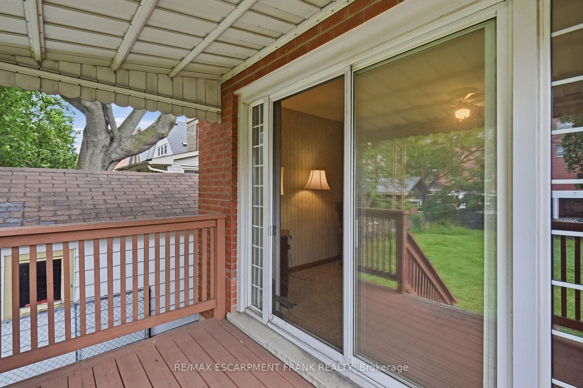 24 Cliff Avenue photo 43