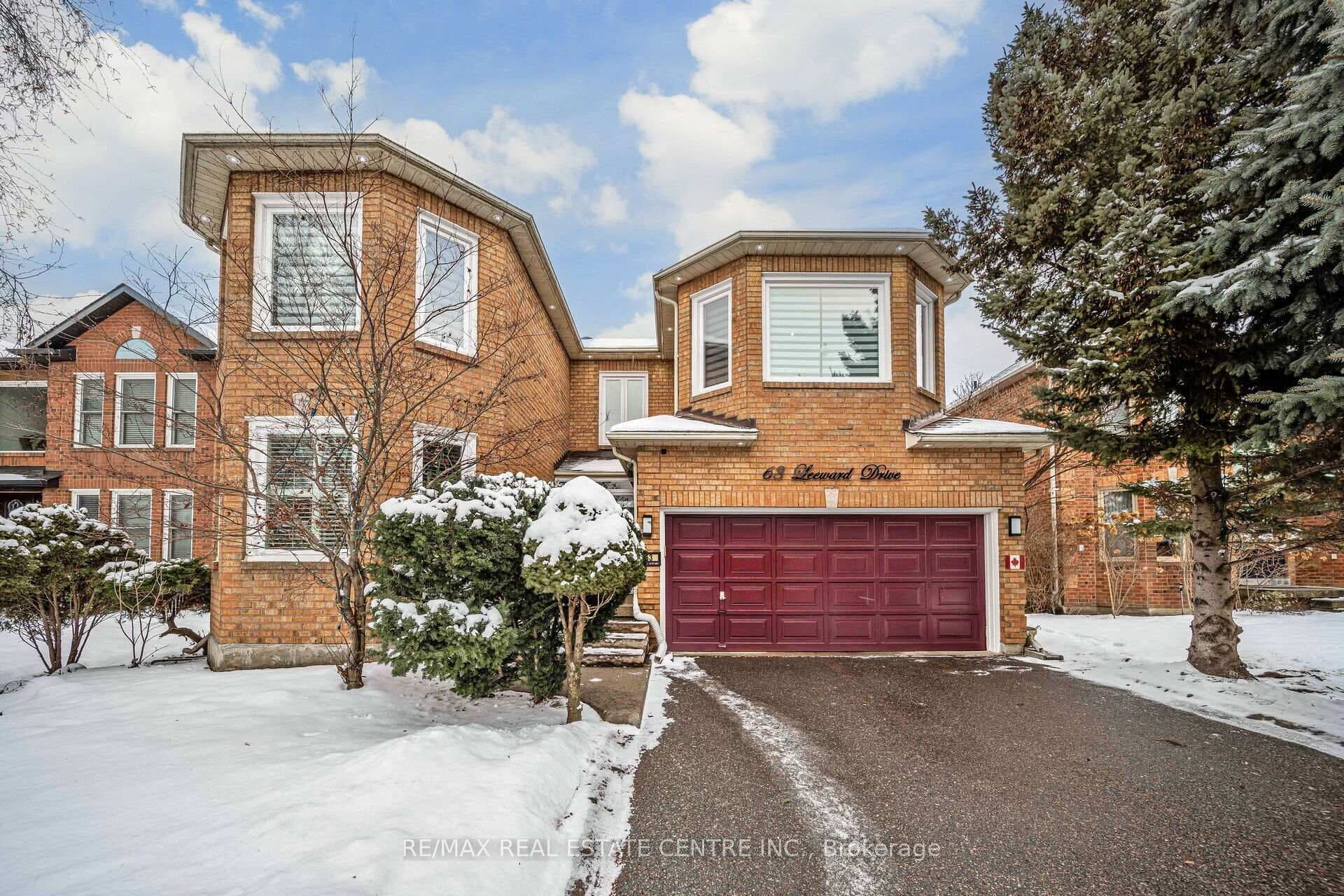 63 Leeward Drive photo 9