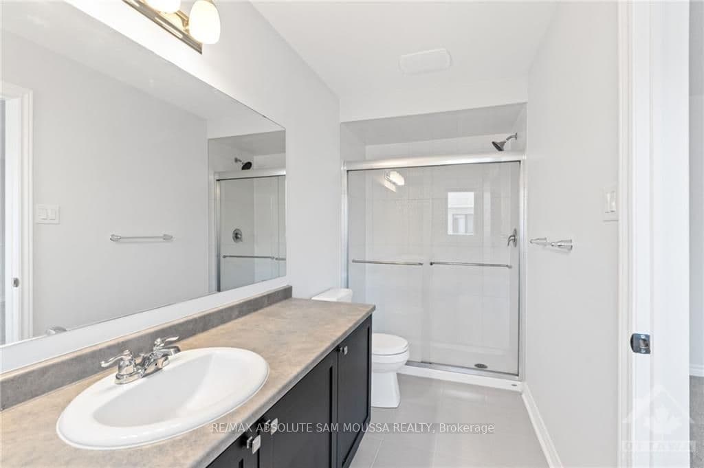 819 REGULUS Ridge photo 19